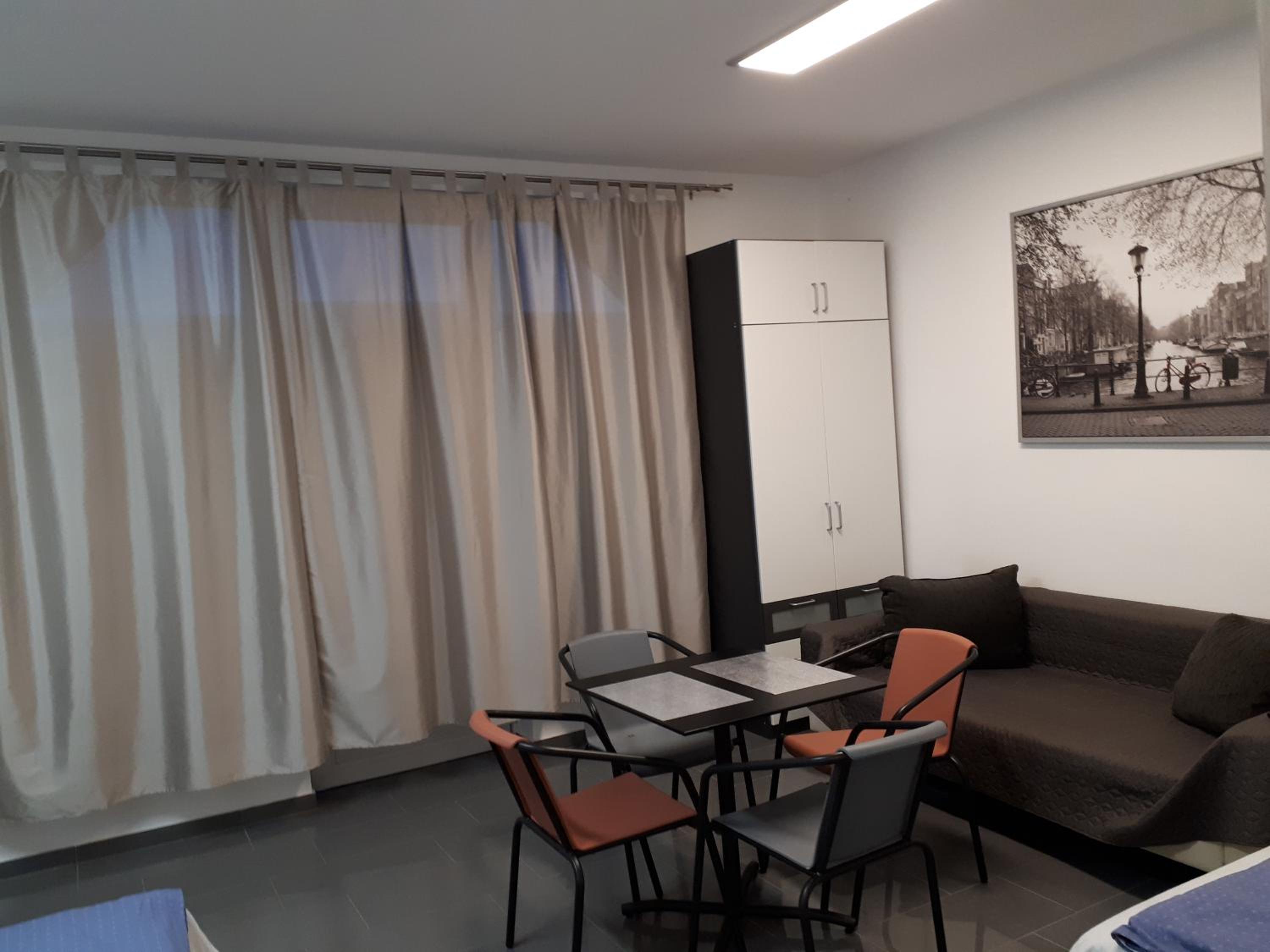 Apartment - Ground Floor photo 2