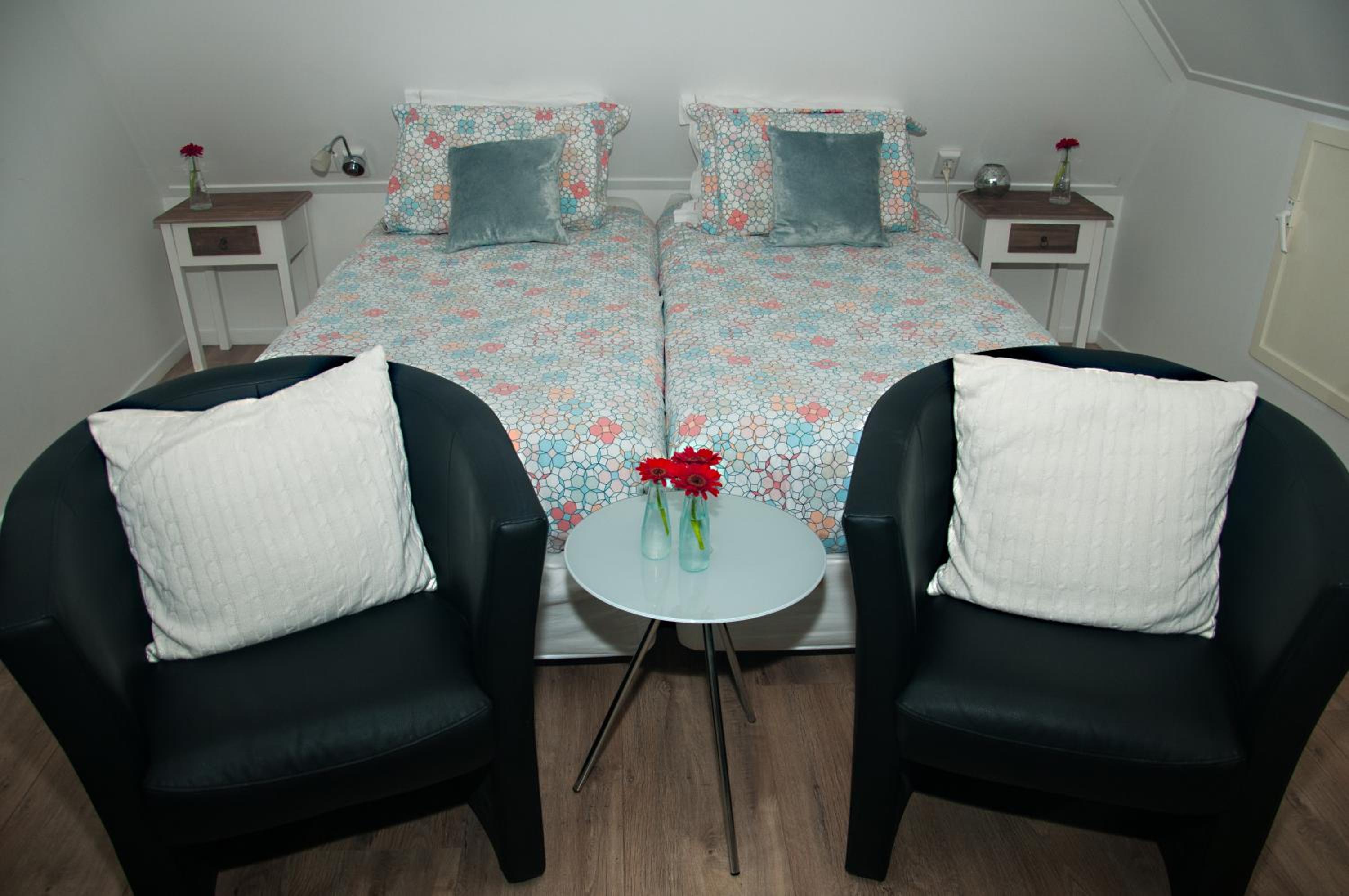 Double Or Twin Room With Private Bathroom photo 1