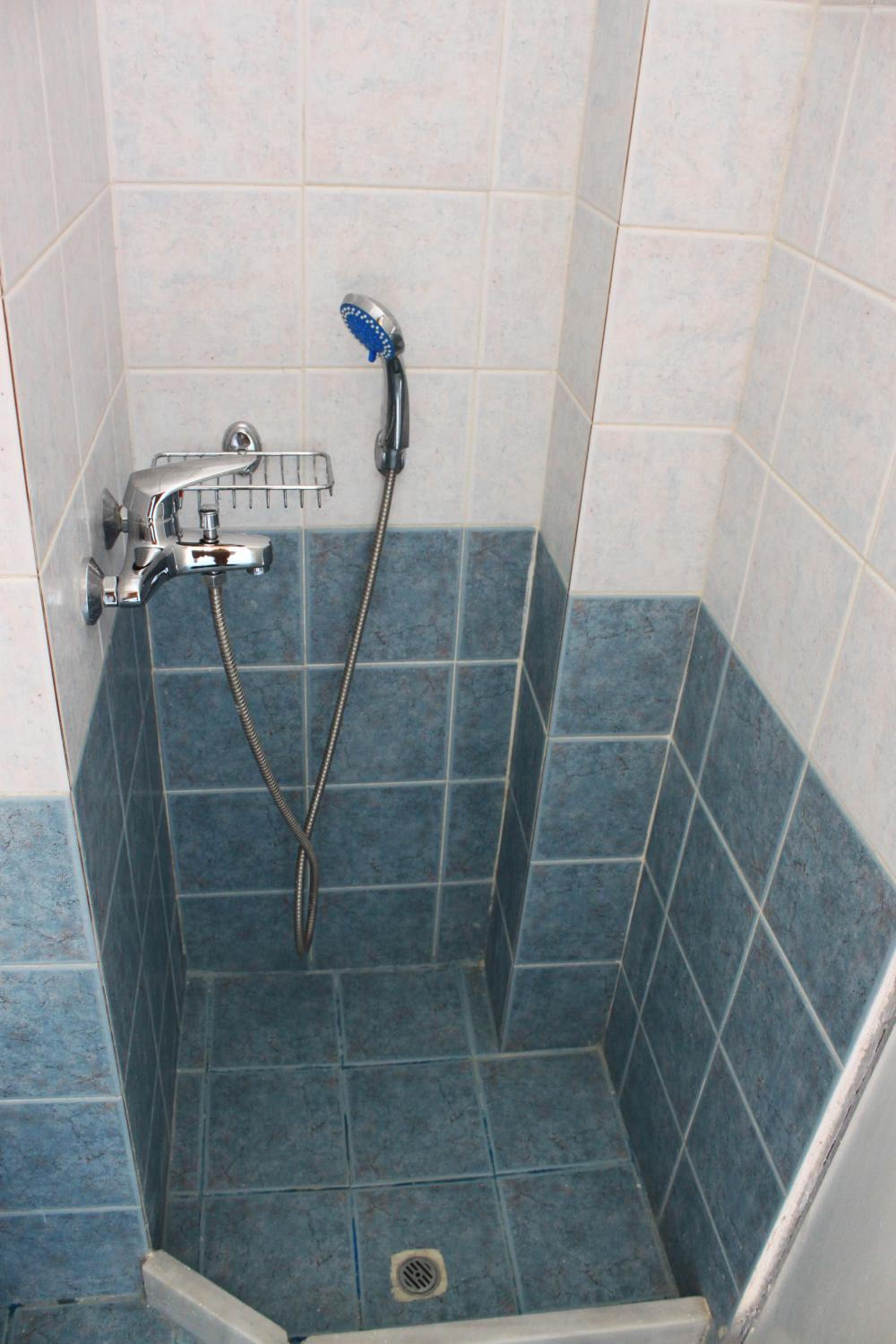 Standard Double or Twin Room with Balcony - Photo 5