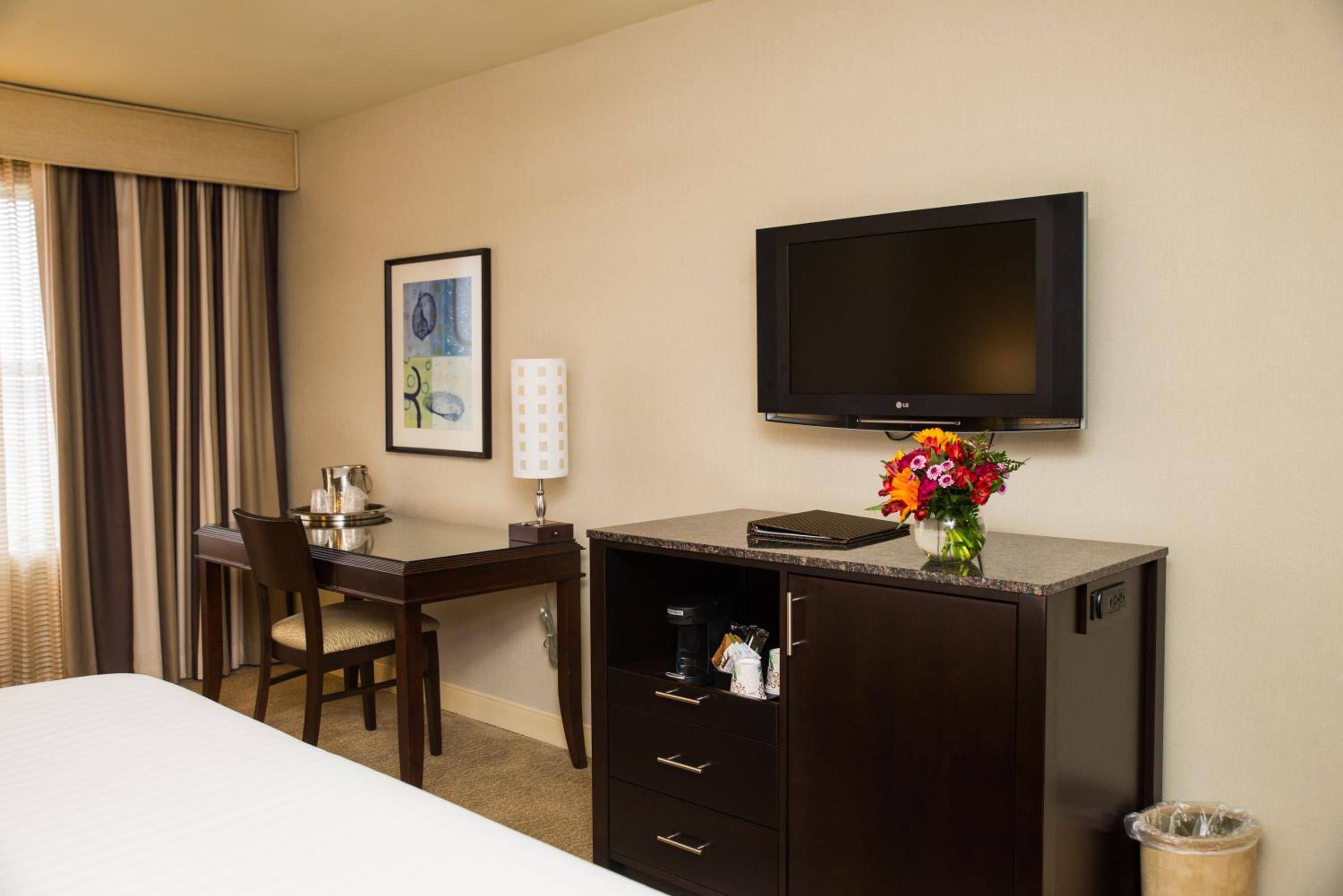 North Tower Junior Suite