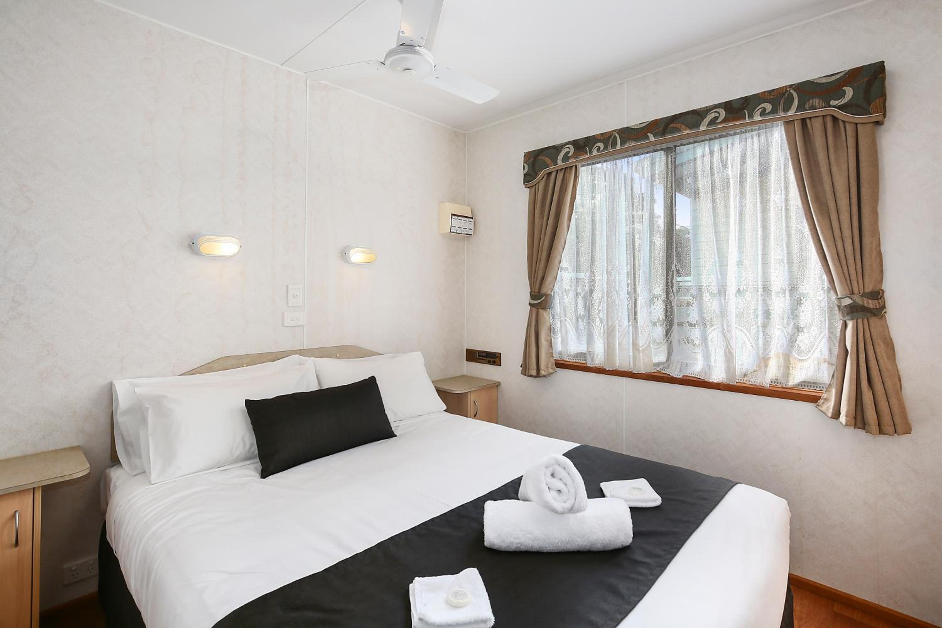 One-Bedroom Cabin photo 1