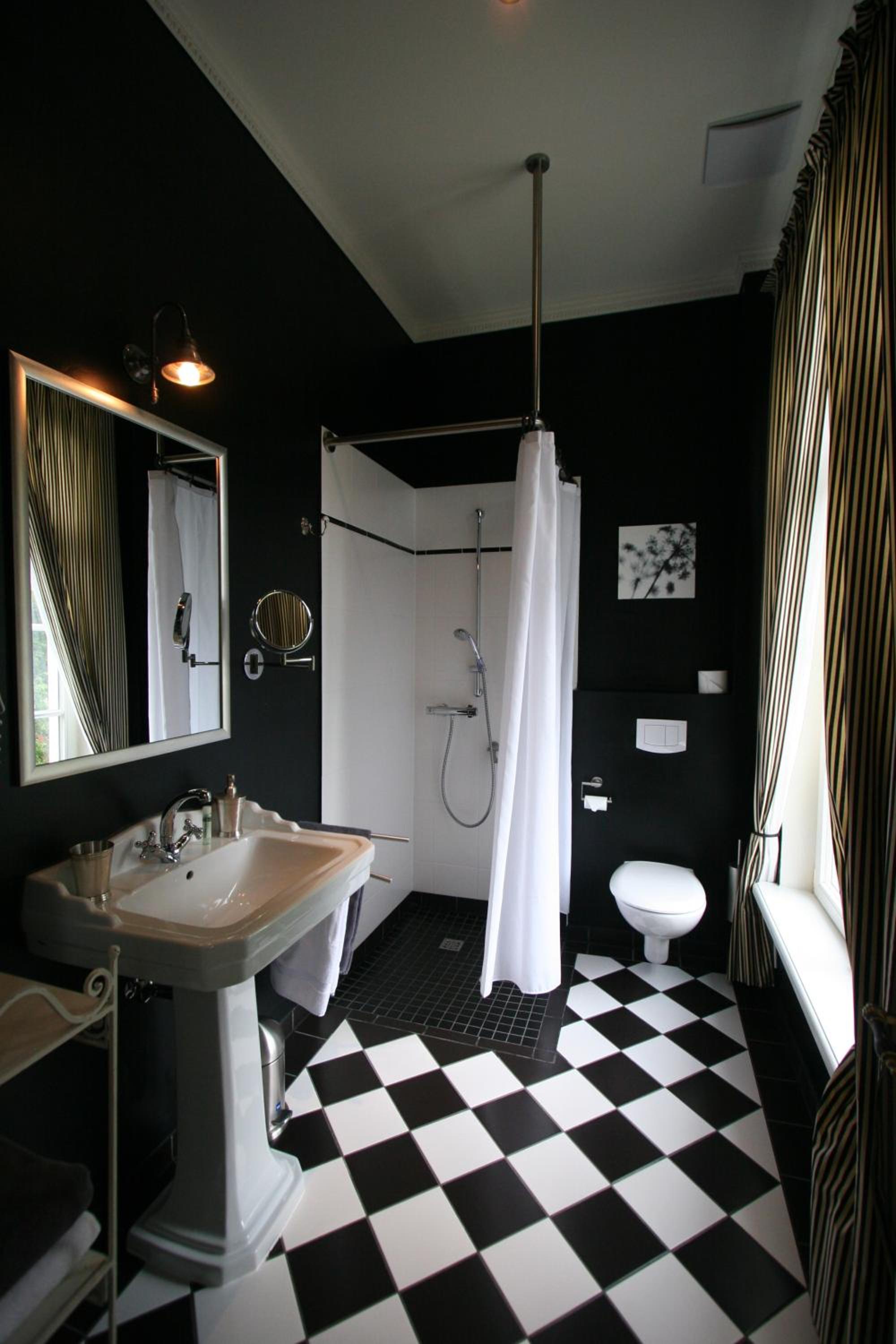 Standard Double Room - Photo 3