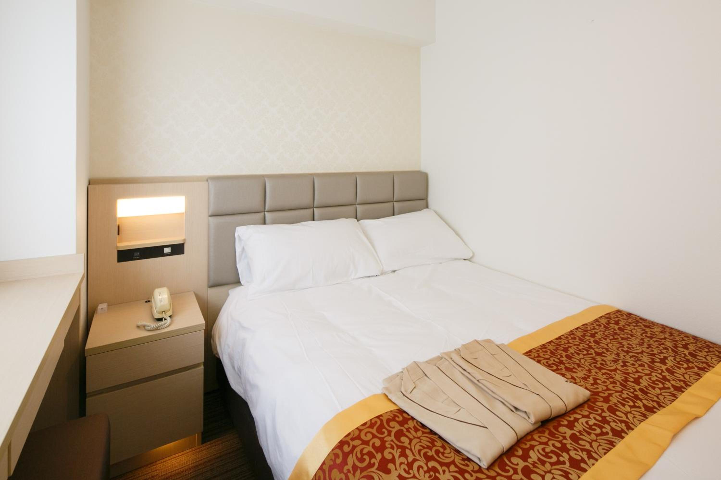 Single Room - Non-Smoking photo 3