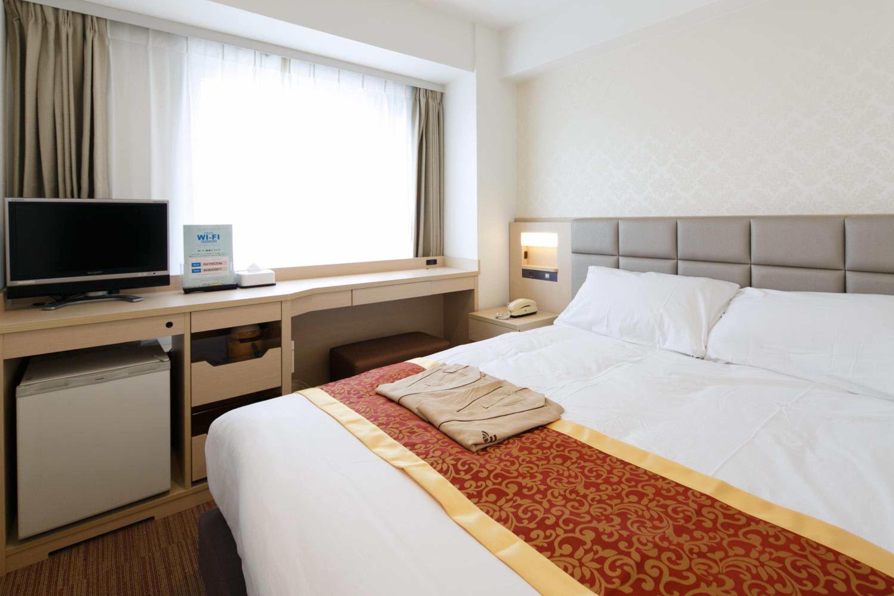 Single Room - Non-Smoking photo 1