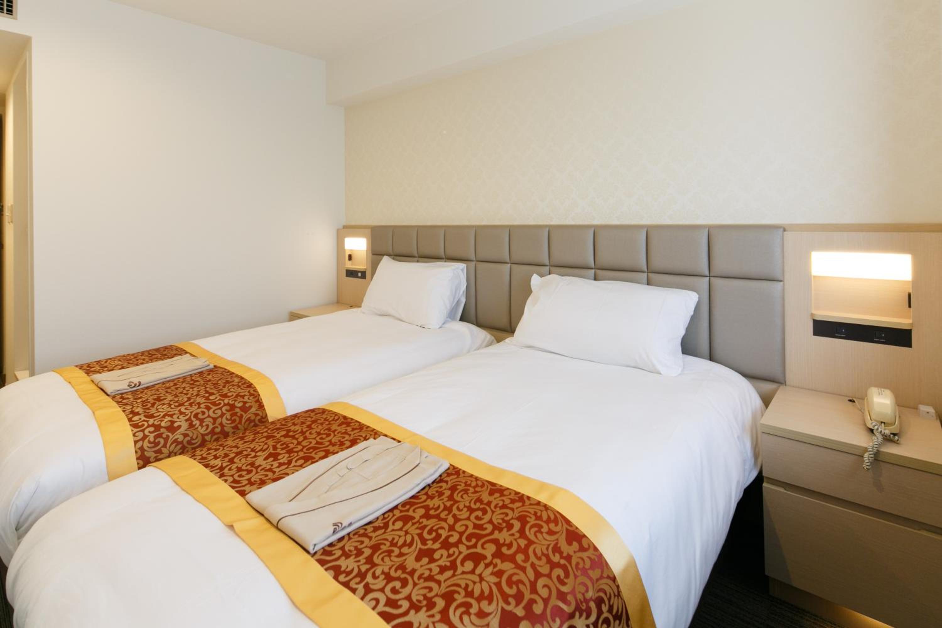  Economy Twin Room - Non-Smoking photo 1
