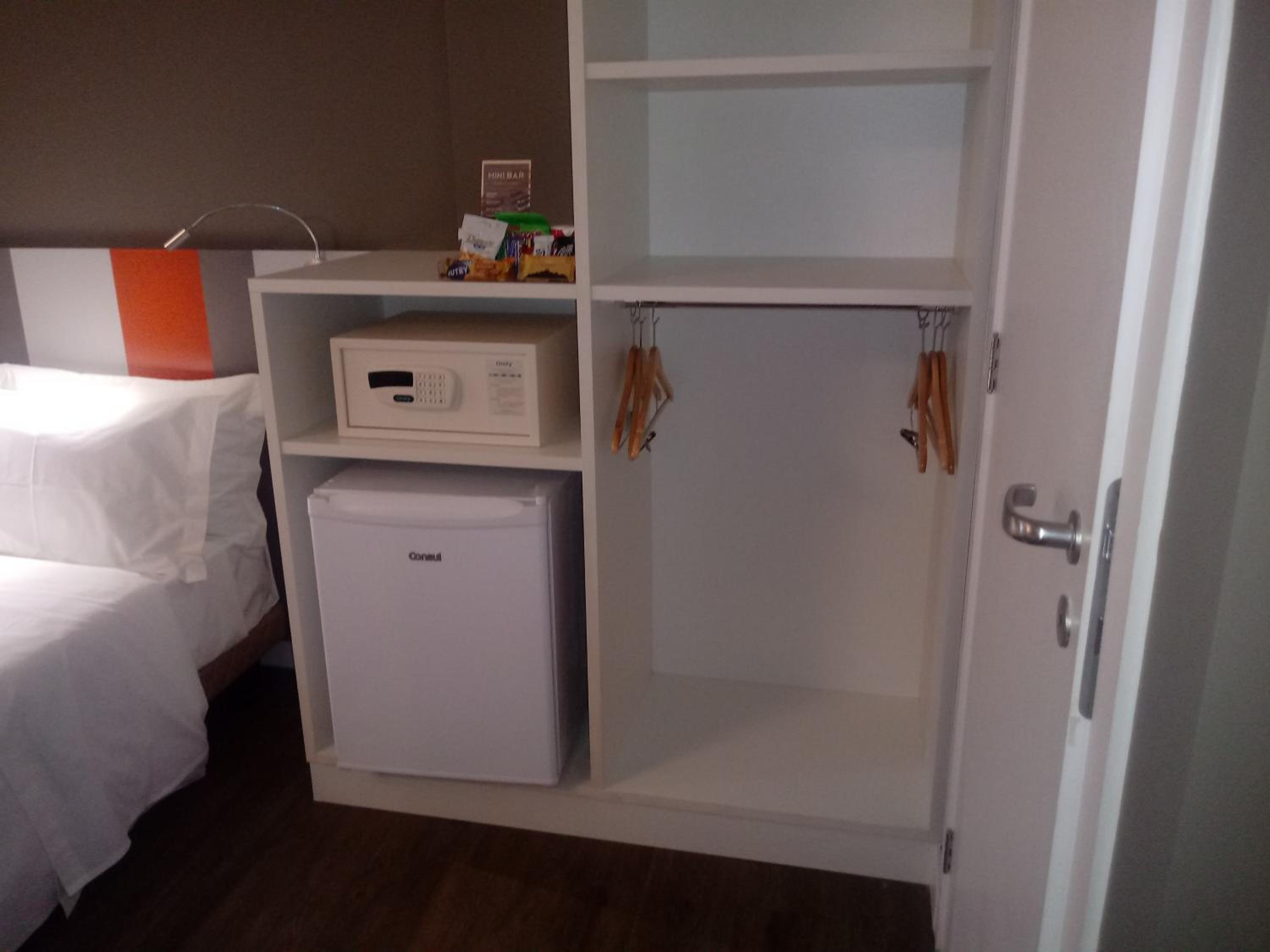 Standard PwD Disability Access - 1 Double Bed photo 3