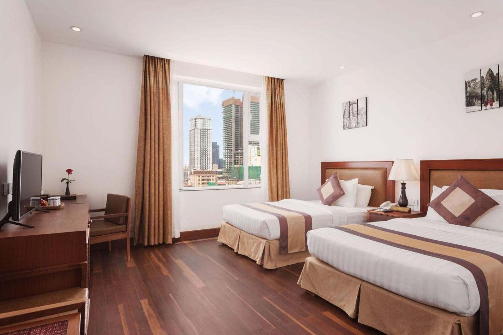 Deluxe Twin Room photo 2