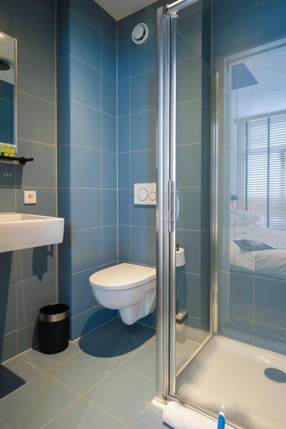 Double Room with Private Bathroom photo 2