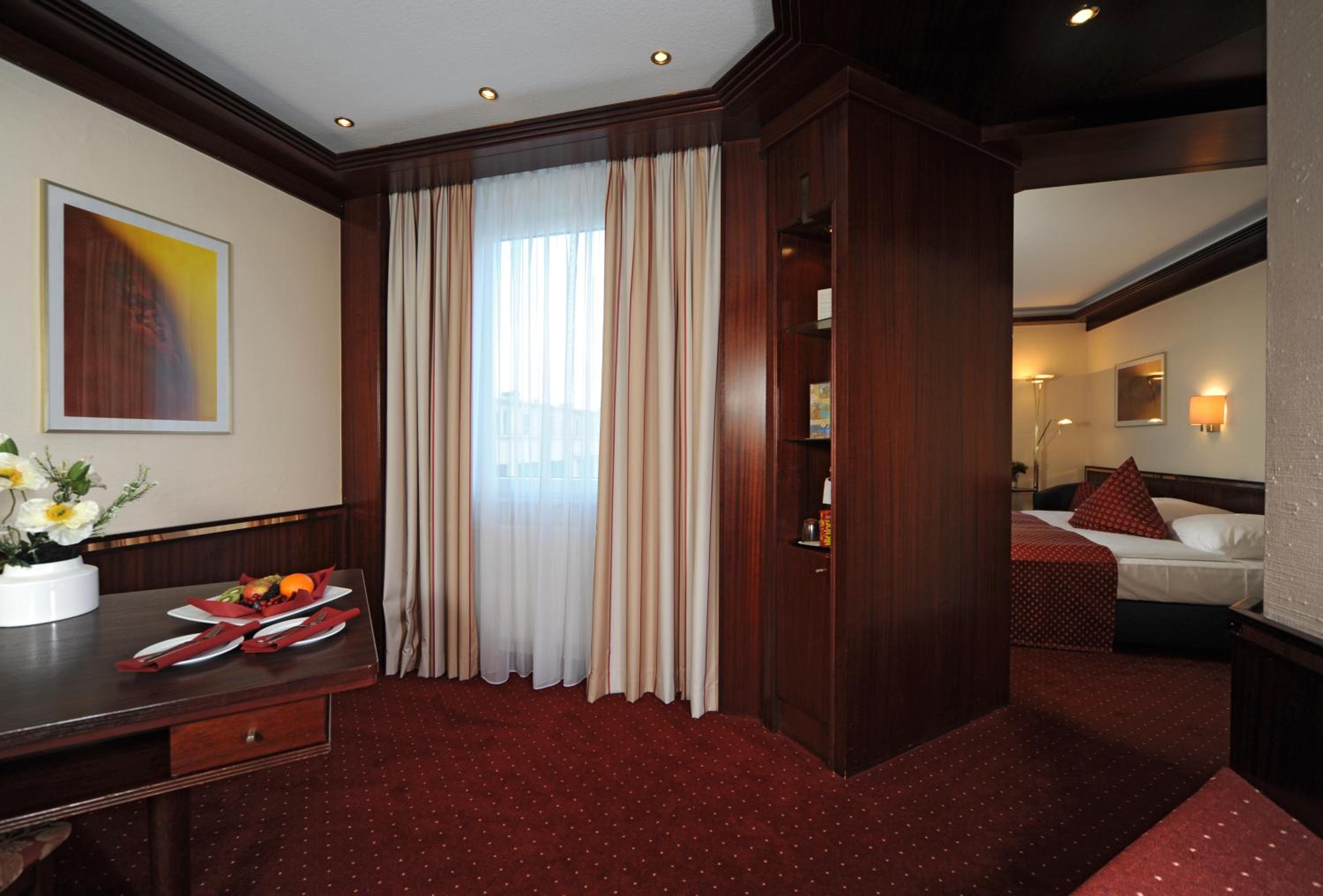 Classic Double Room - Photo 5