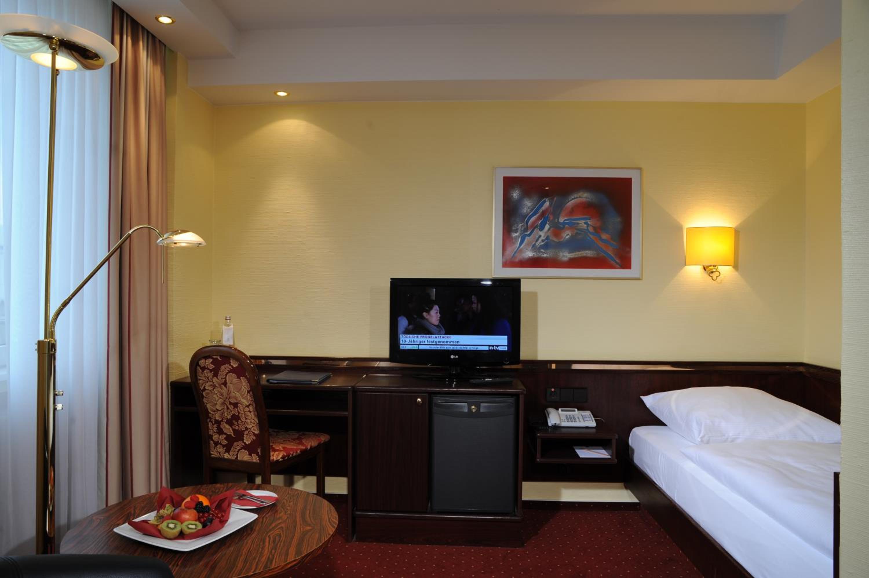Classic Single Room - Photo 4