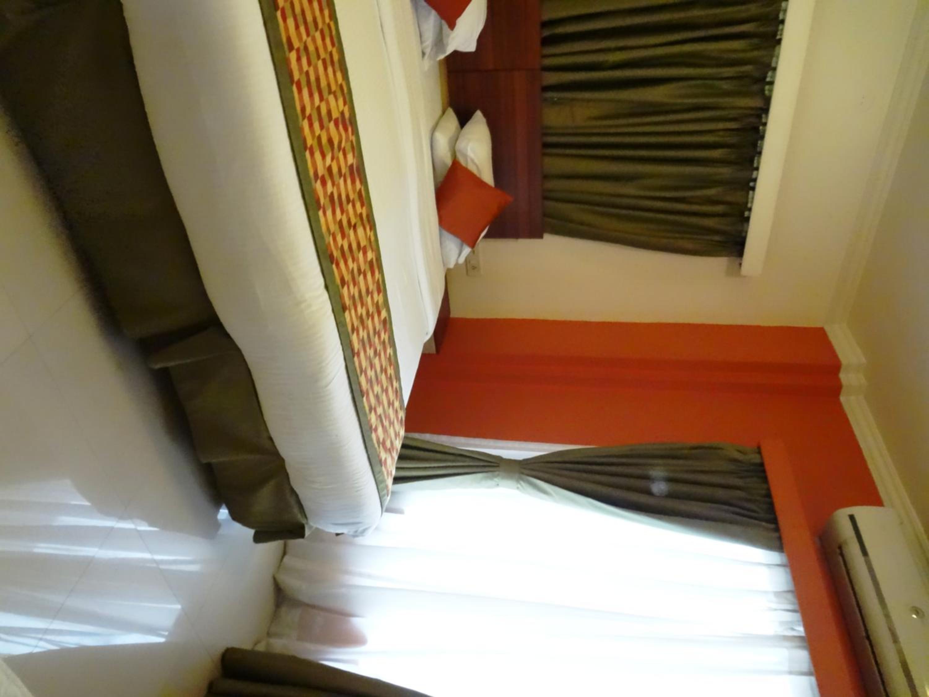 Executive Room King Bed with 20% discount on Food & Beverages and Early check in late check out upto 2 hrs subject to availability - Photo 6