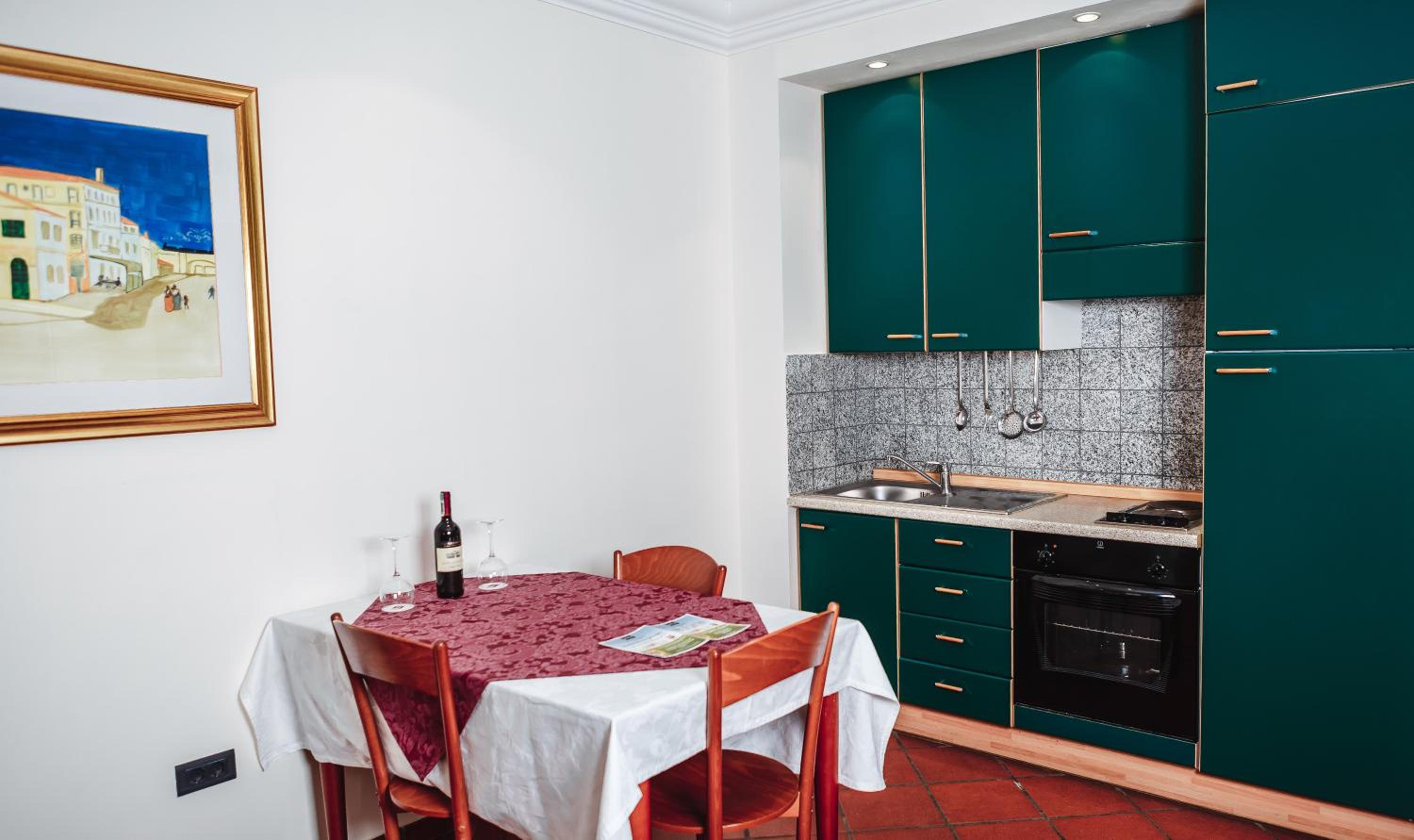 Suite - Photo 6