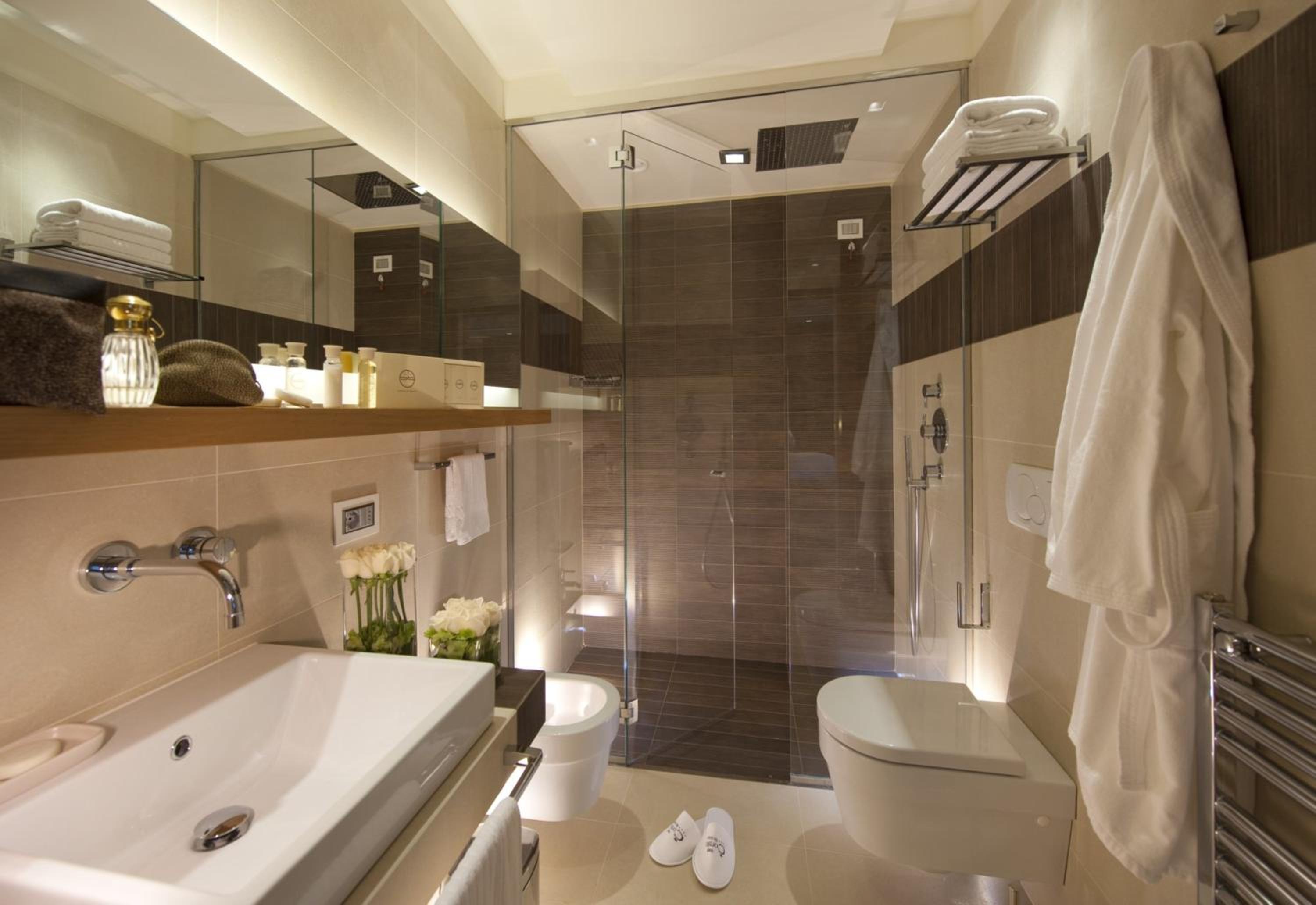 Suite - Photo 5