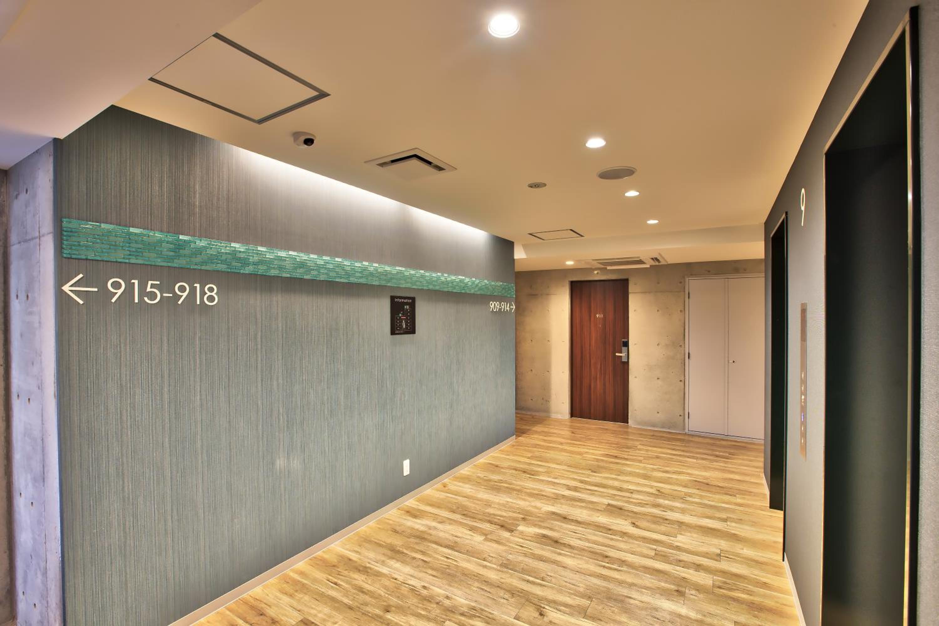 Superior Queen Room Upper Floor- New Building - Non-Smoking (Check out 11am /No cleaning)