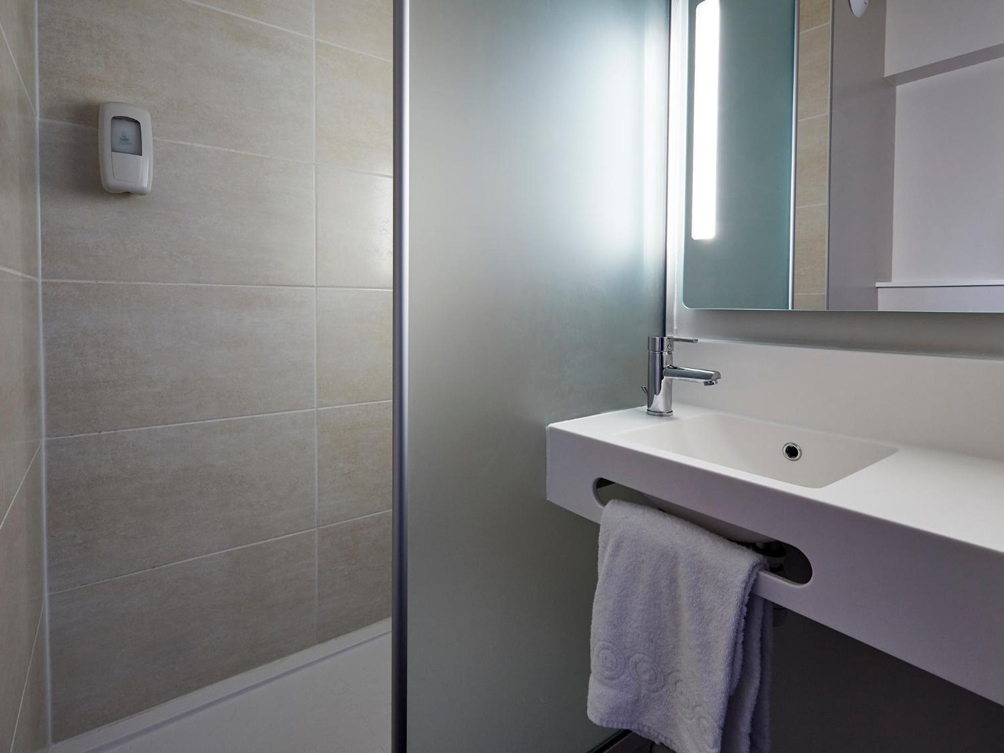 Double Room - Photo 5