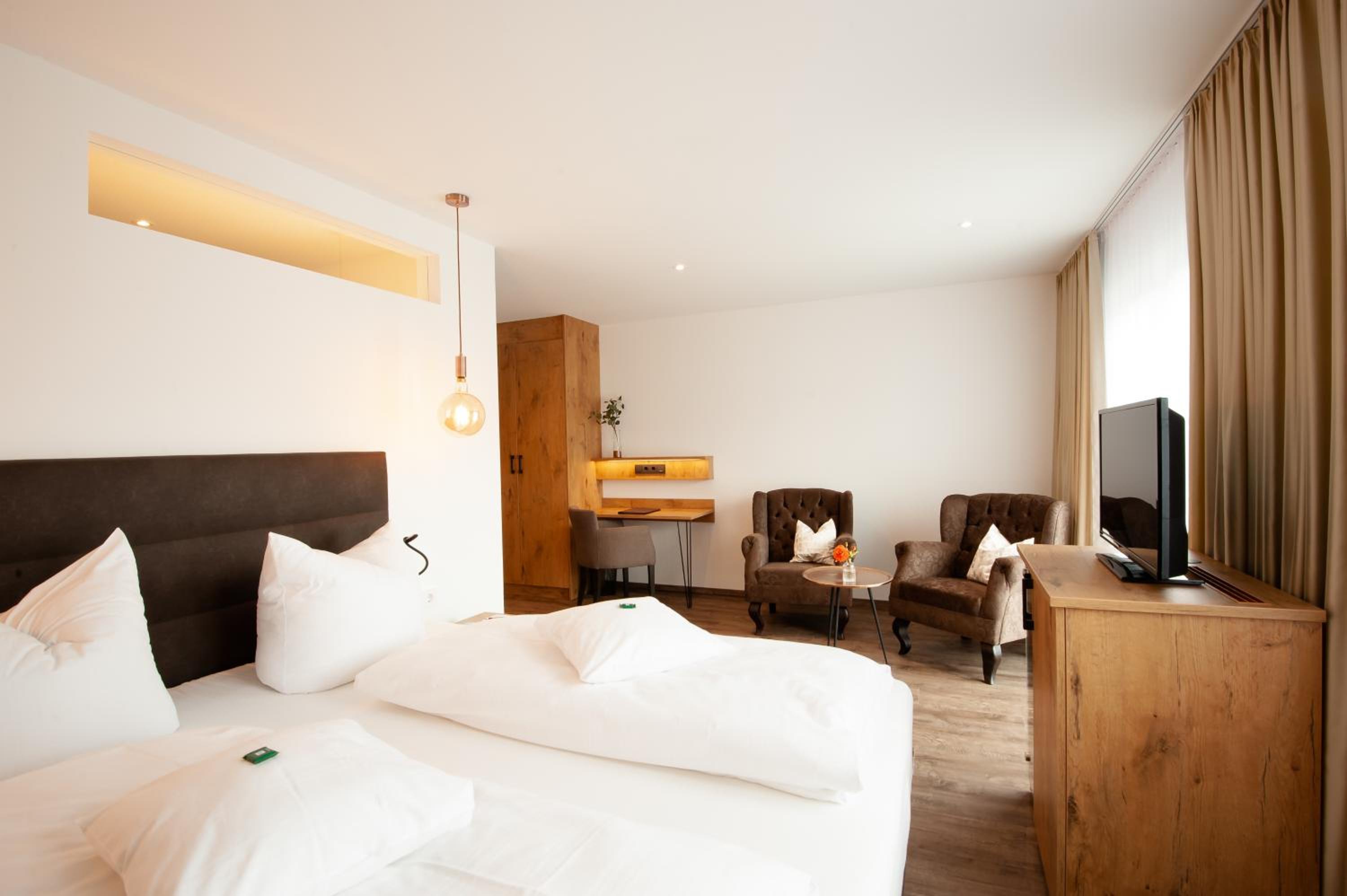 Deluxe Double Room - Photo 2