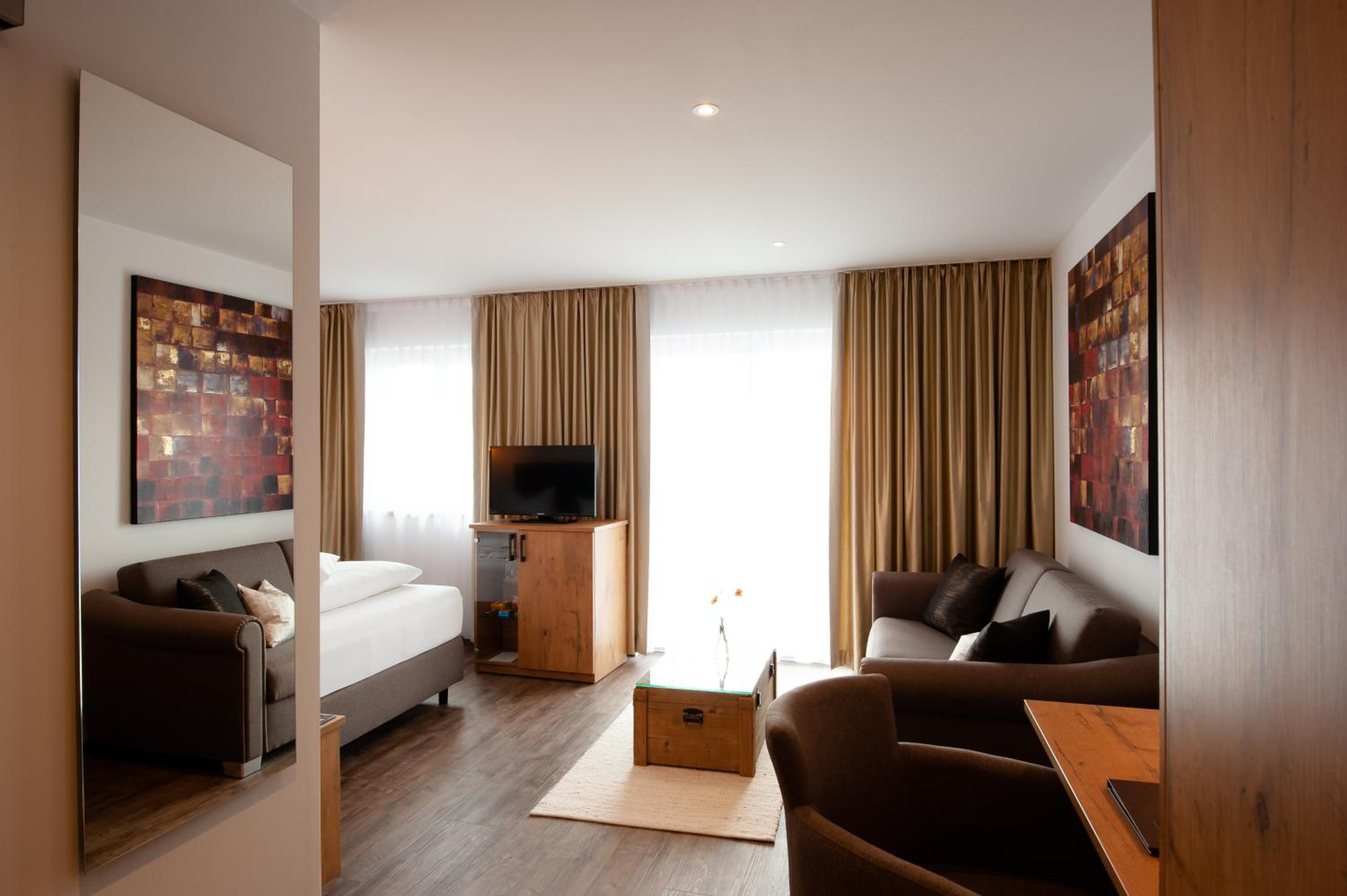 Deluxe Double Room - Photo 1