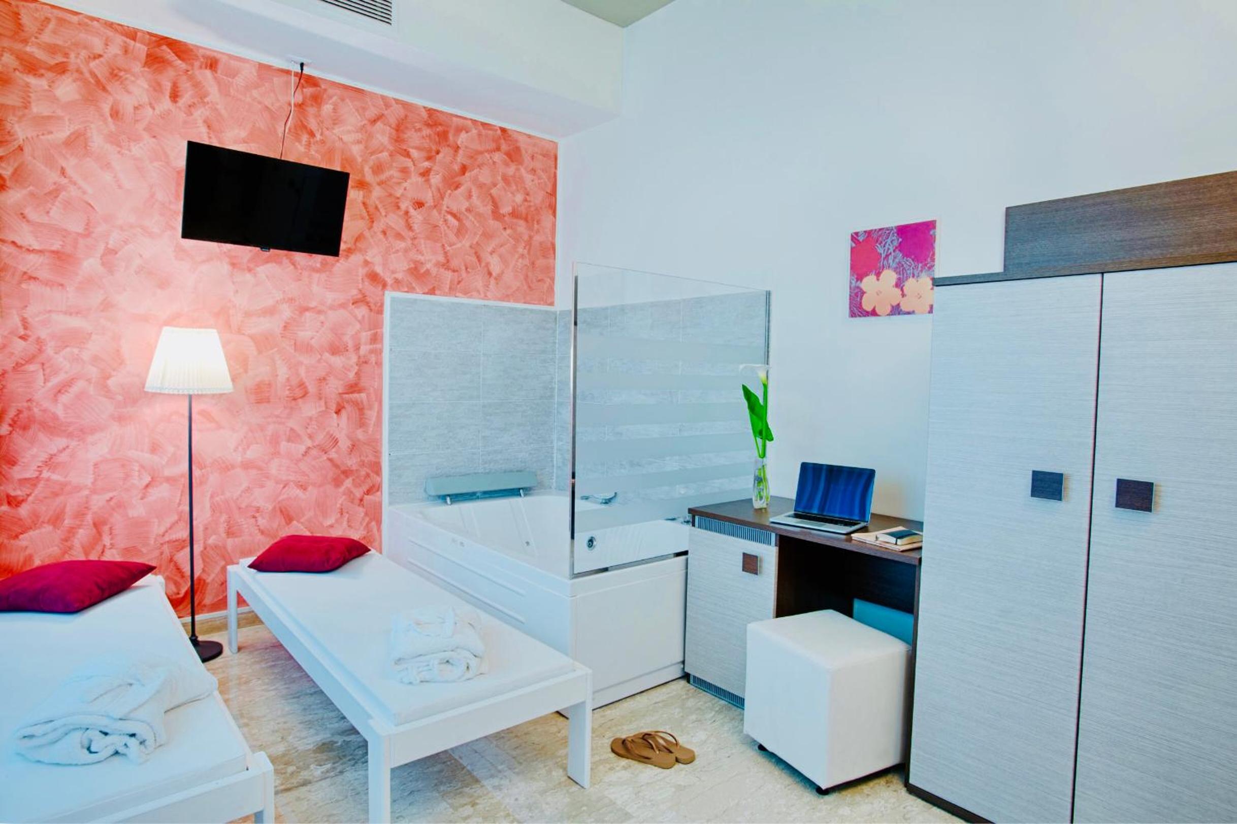 Suite photo 1