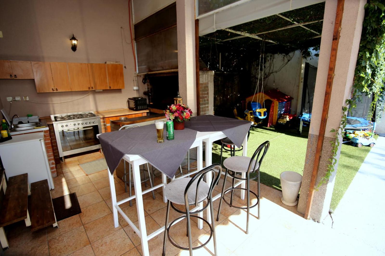 Apartment - Ground Floor - Photo 2