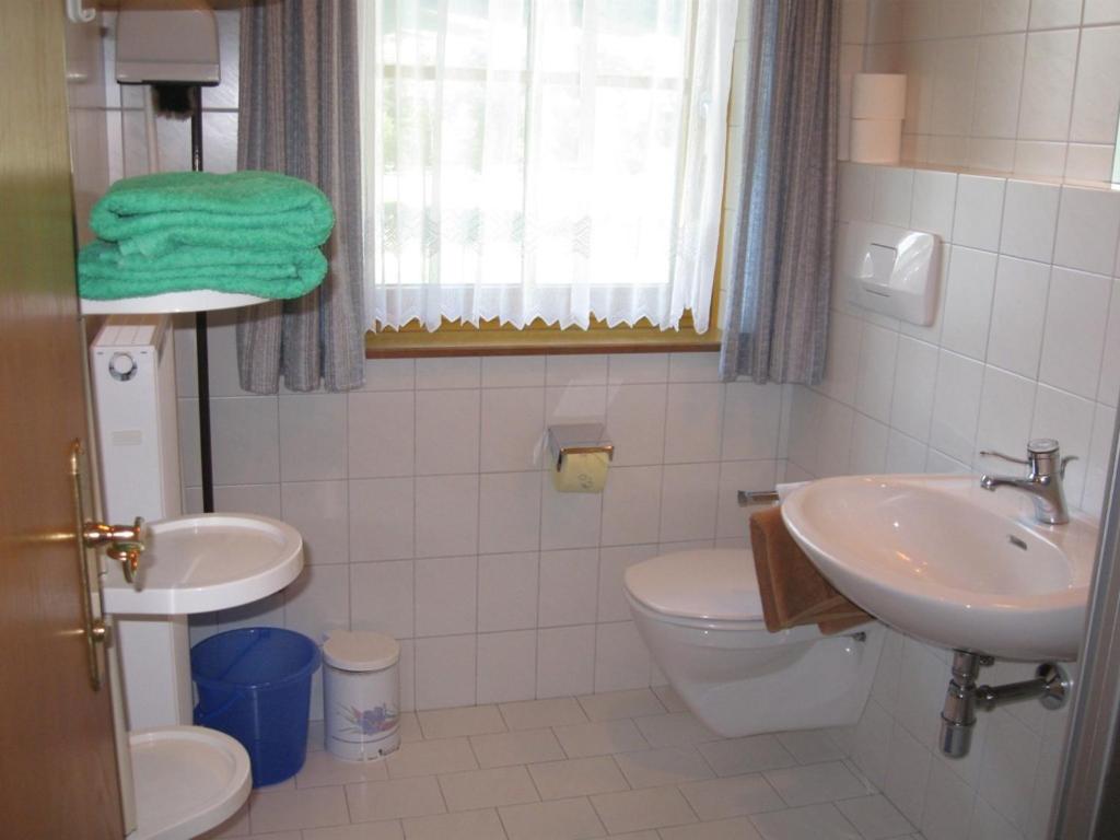 Apartment (2 Adults) with Balcony photo 3