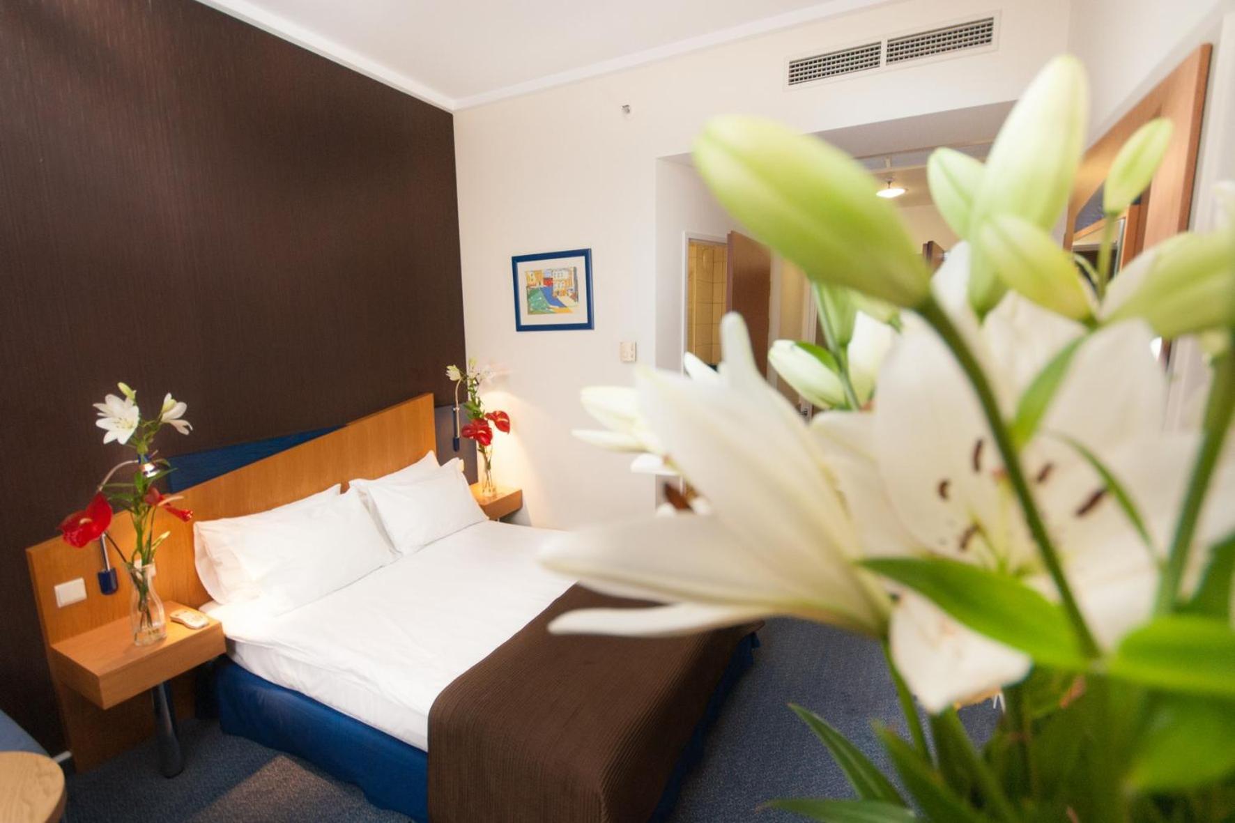 Double Room with Extra Bed - Photo 4