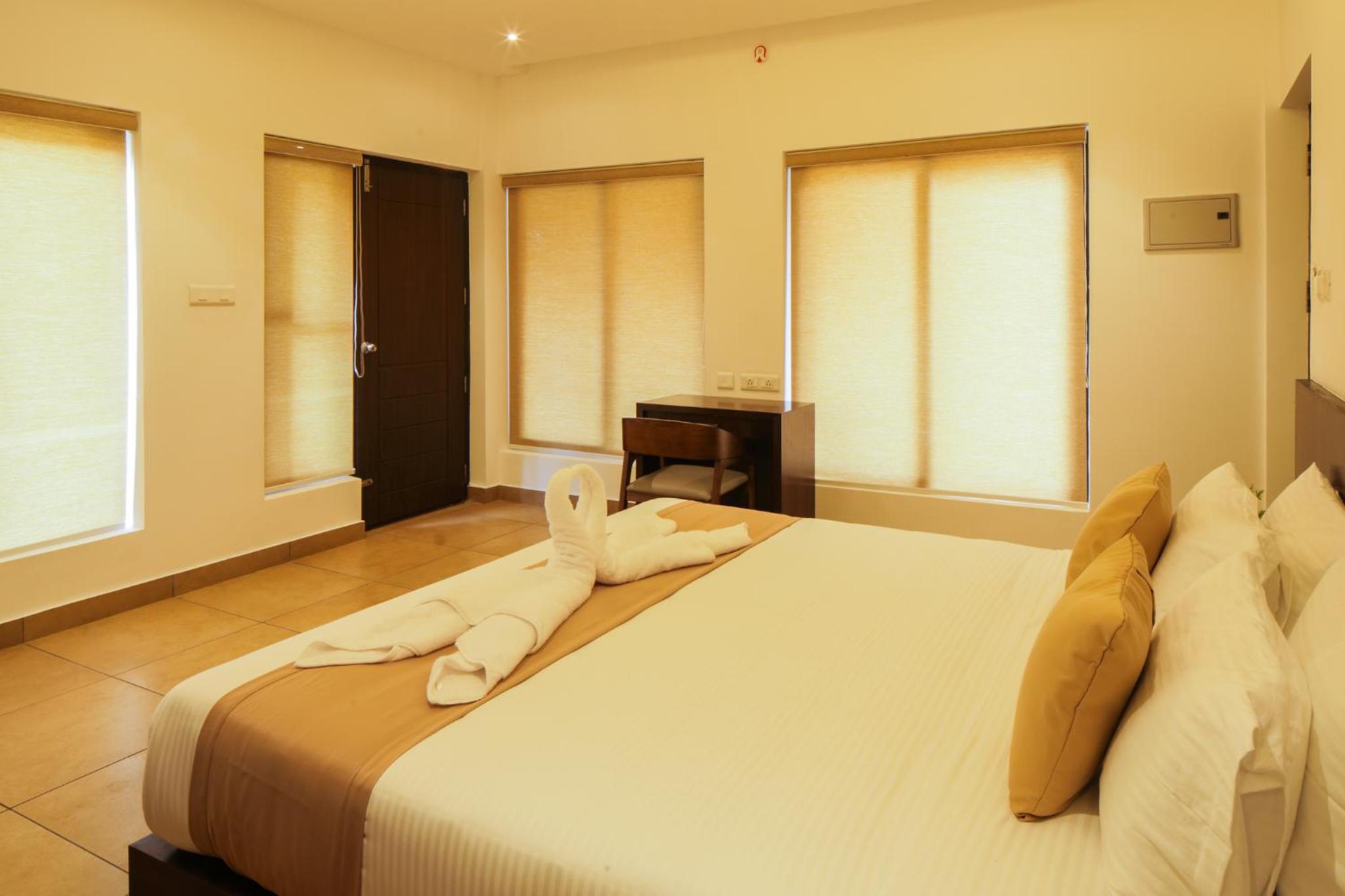 King Room with Lake View