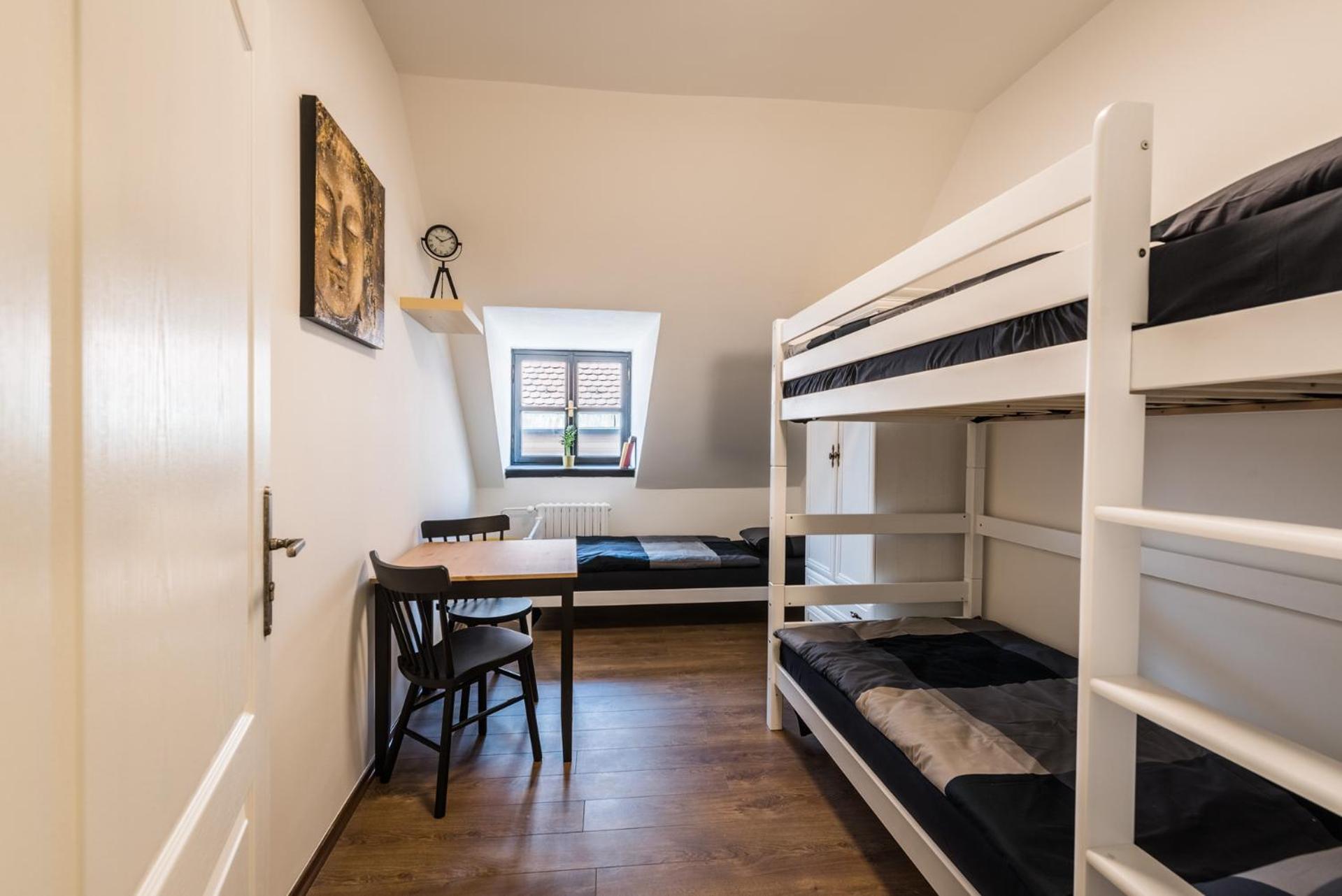 Triple Room with Shared Bathroom photo 1