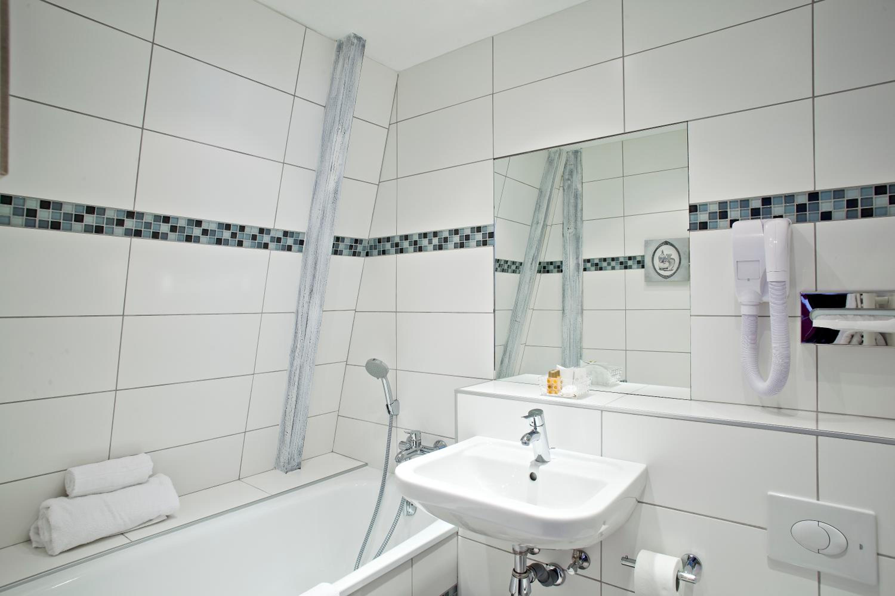 Classic King Room - Photo 2