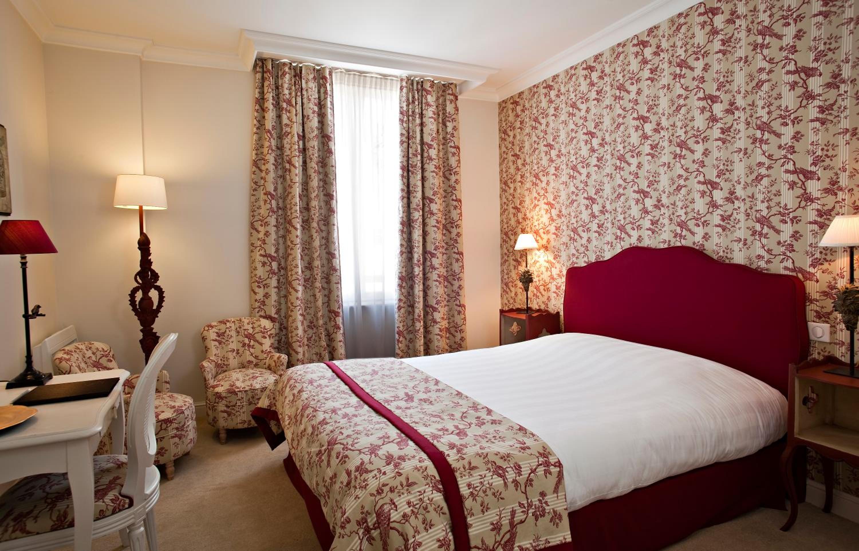 Superior Queen Room - Photo 10