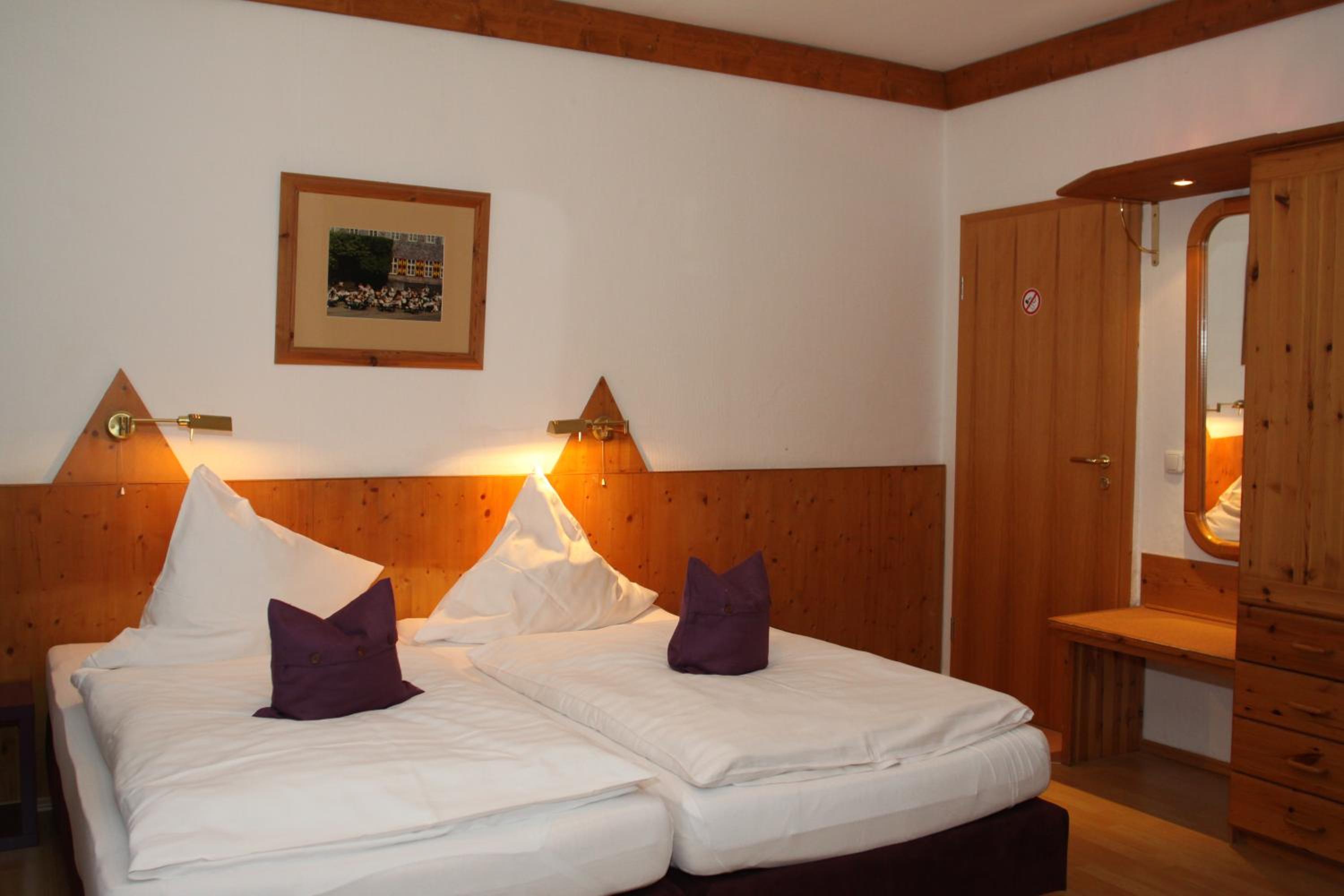 Double Room - Photo 16