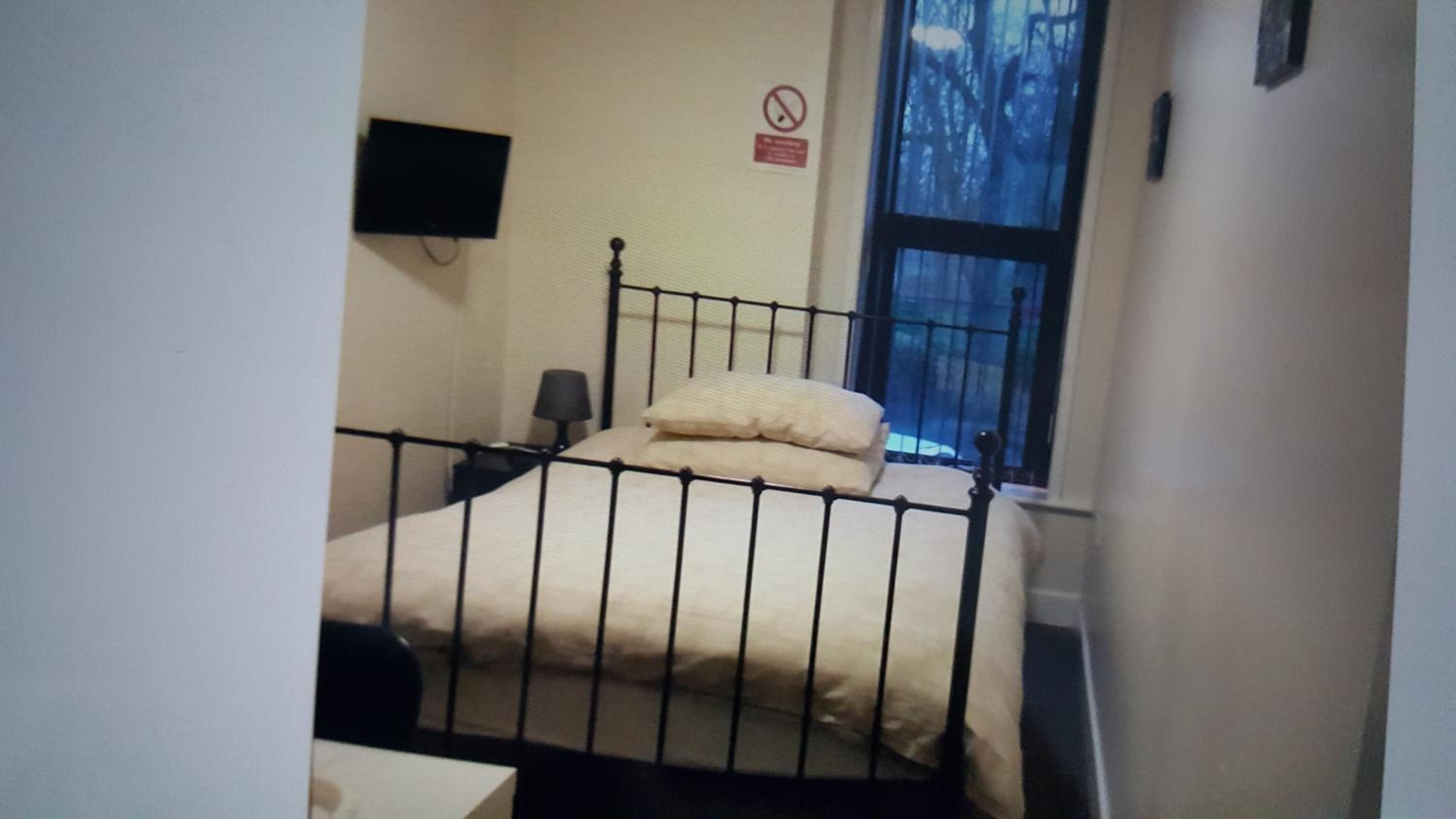 Budget Single Room