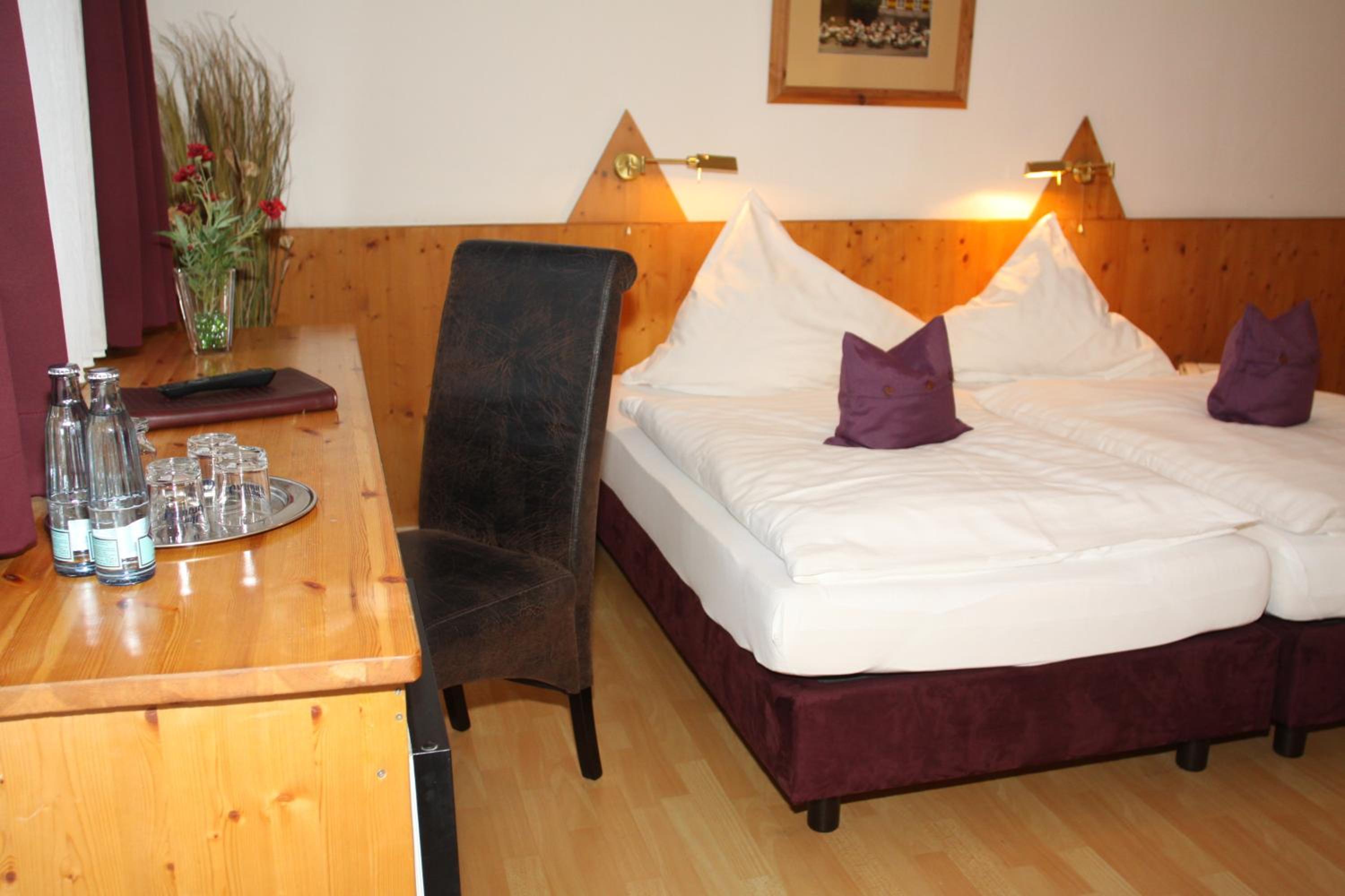 Double Room - Photo 3