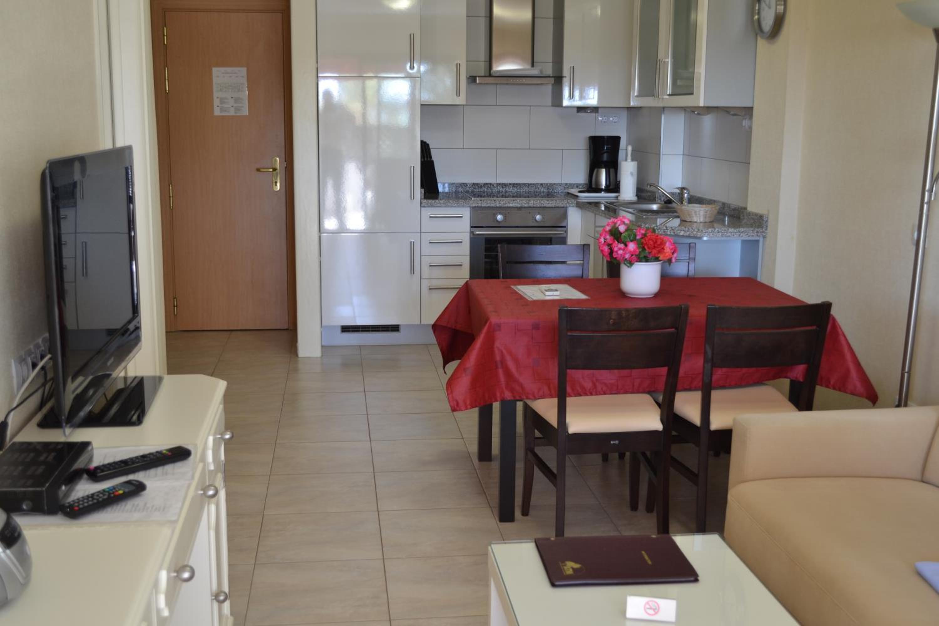 Superior Apartment photo 2