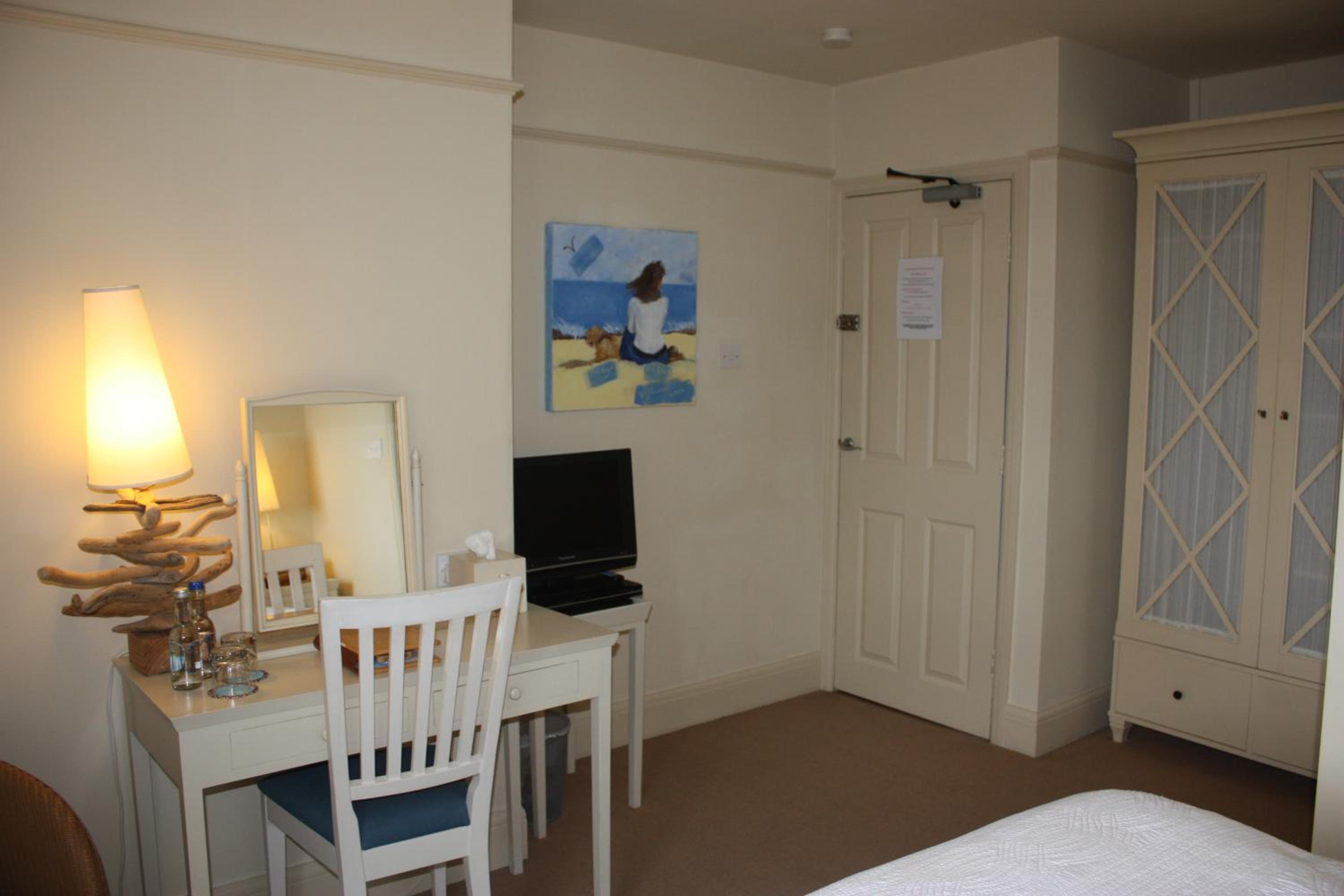 Small Double Room photo 2