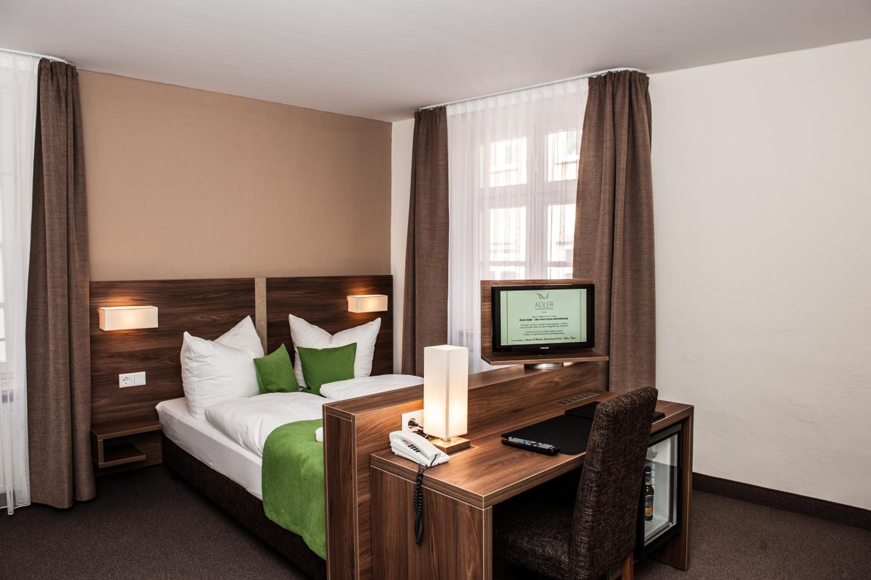 Standard Double Room - Photo 5