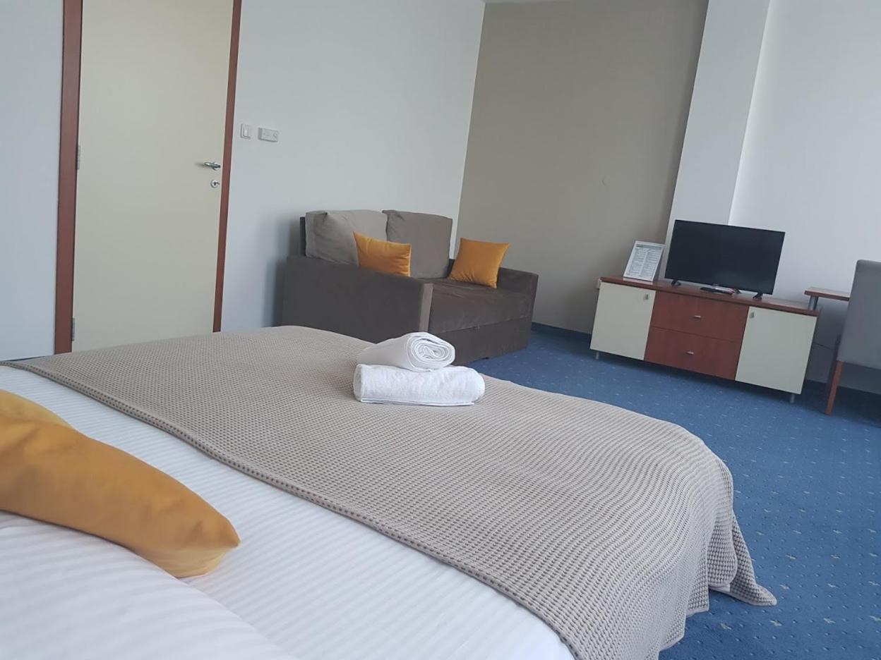 Superior Double Room - Photo 9