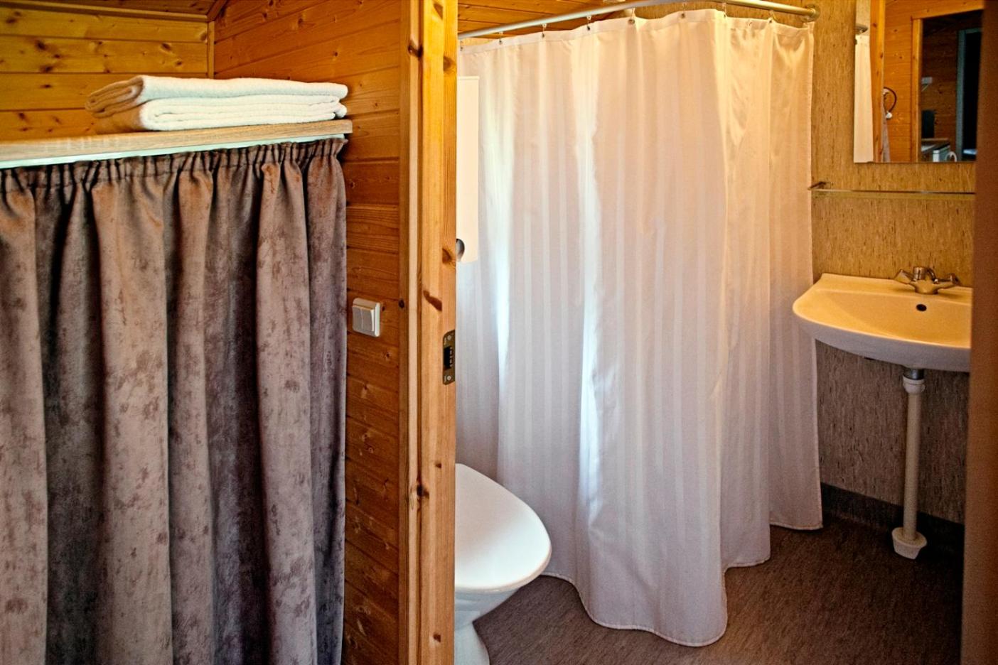 Wild West Cabin photo 3