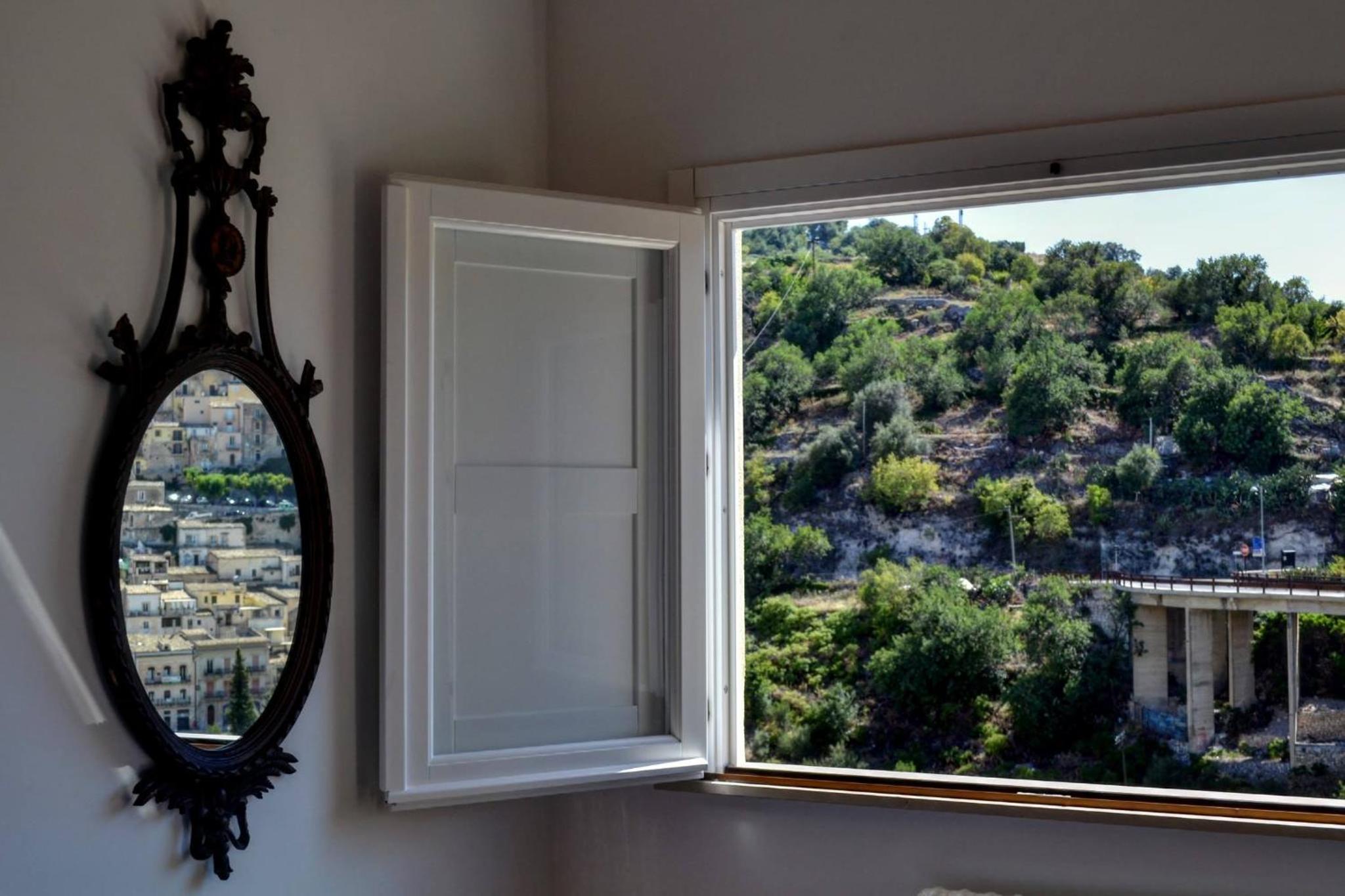 Double Room with Terrace - Photo 10