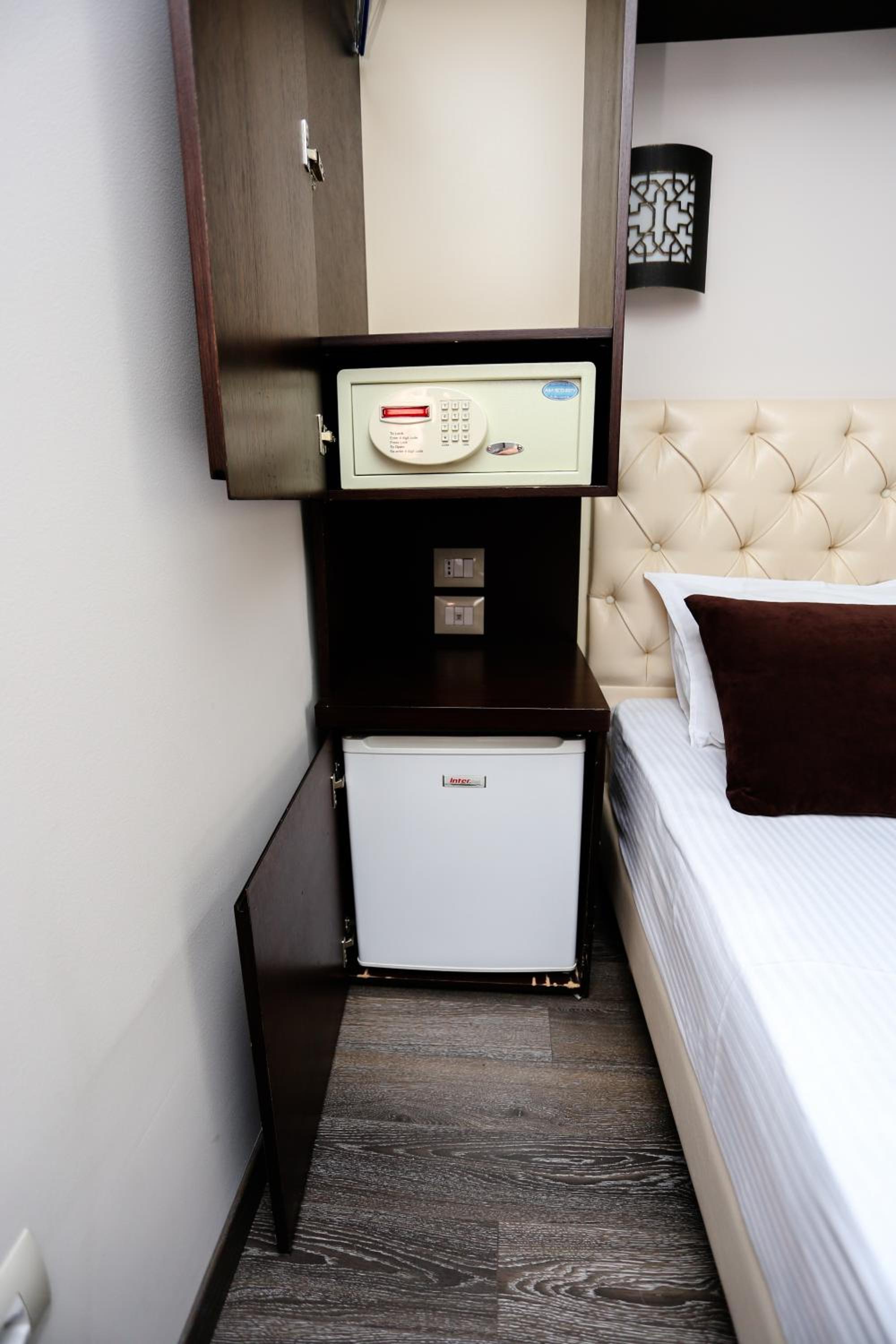 Standard Twin Room photo 3