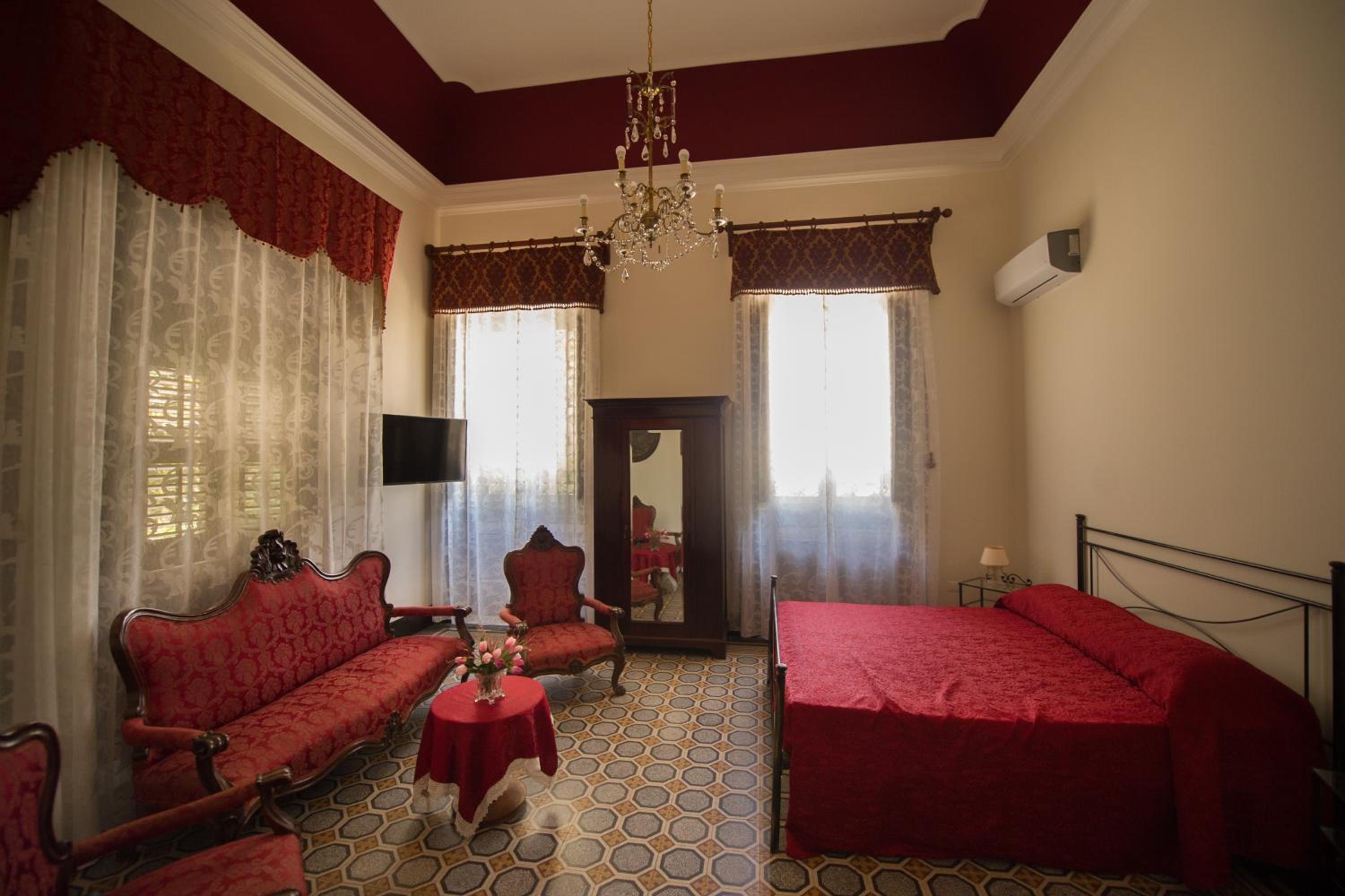 Junior Suite with Garden View photo 2