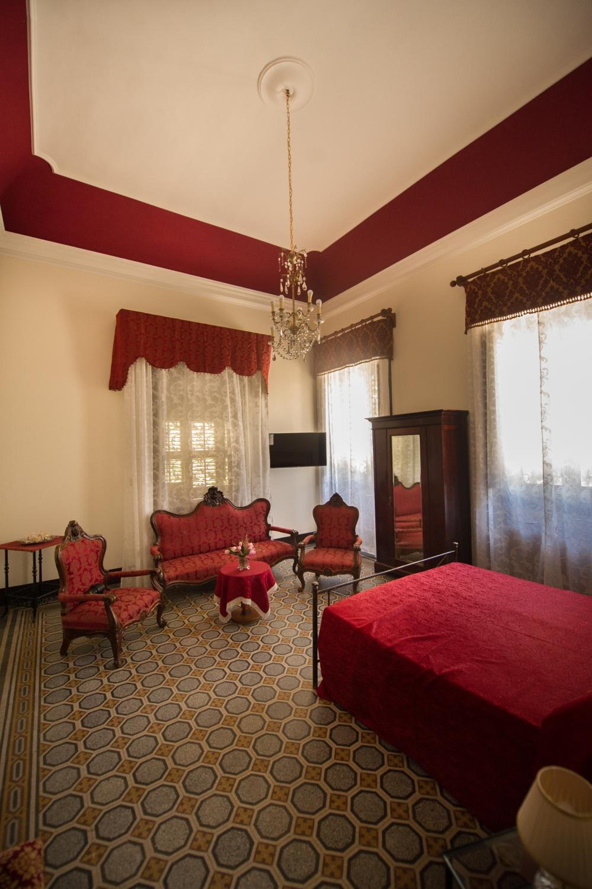 Junior Suite with Garden View photo 1