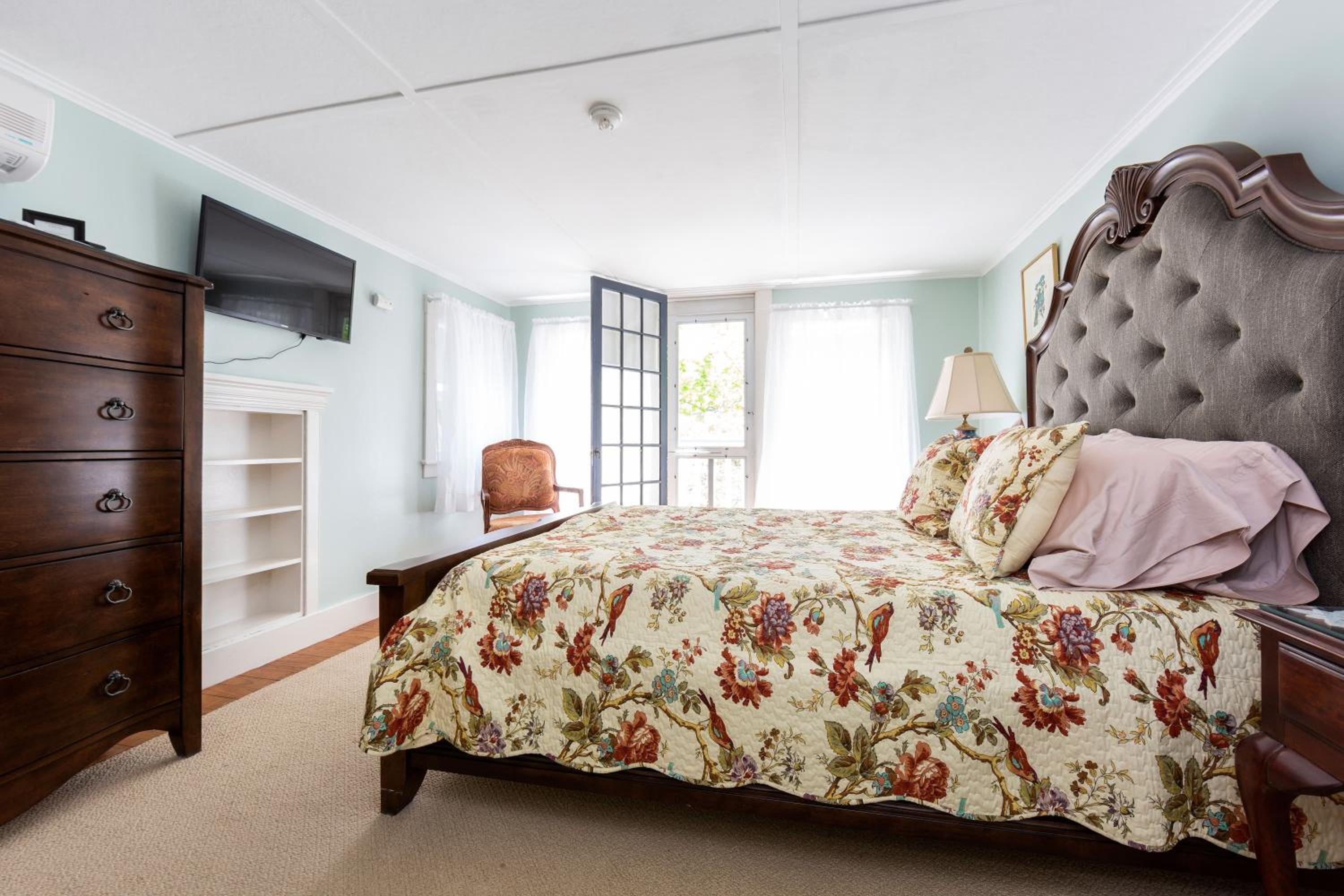 Double Room with Private External Bathroom