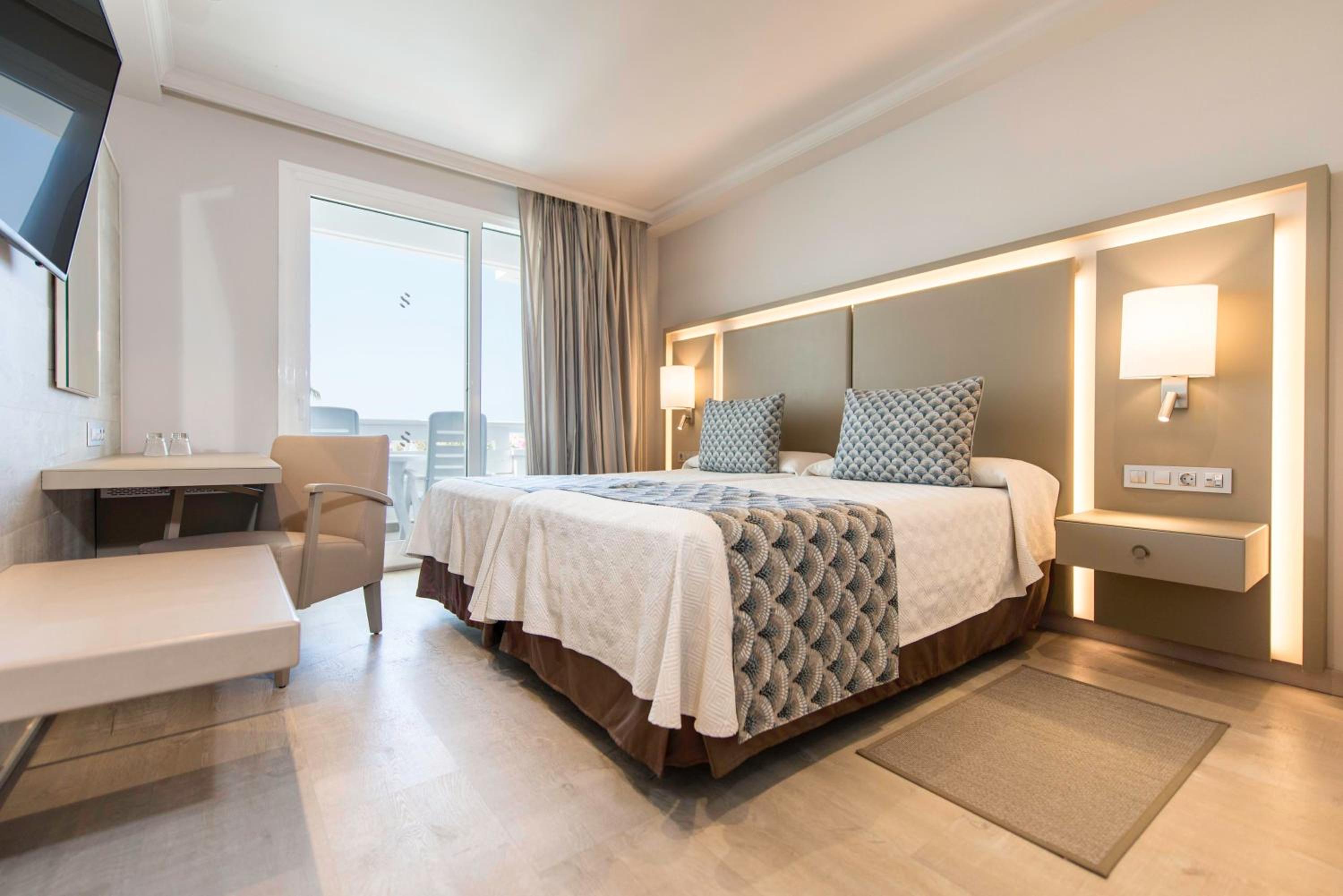 Standard Double Room (3 Adults)