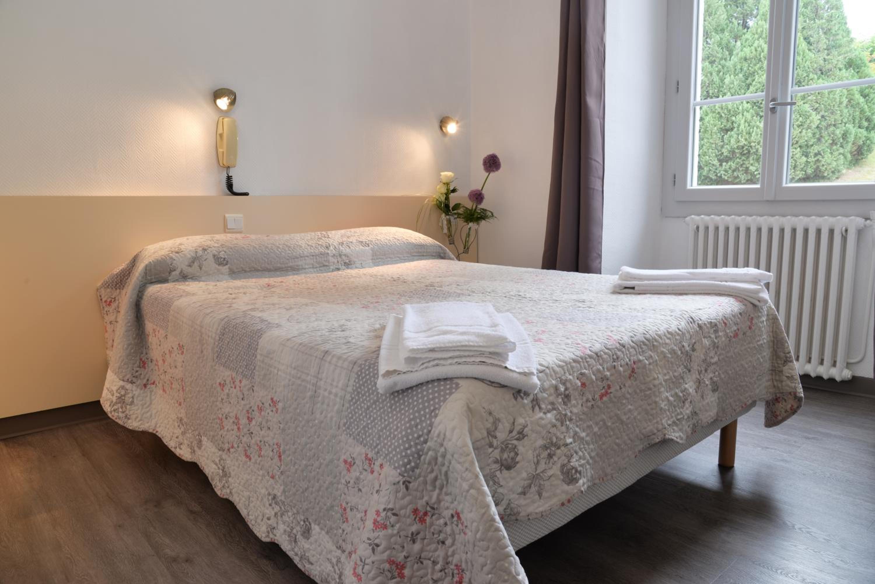 King Room with Balcony photo 3