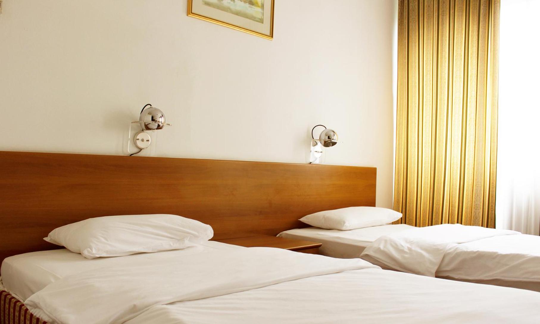 Double Or Twin Room - Photo 1