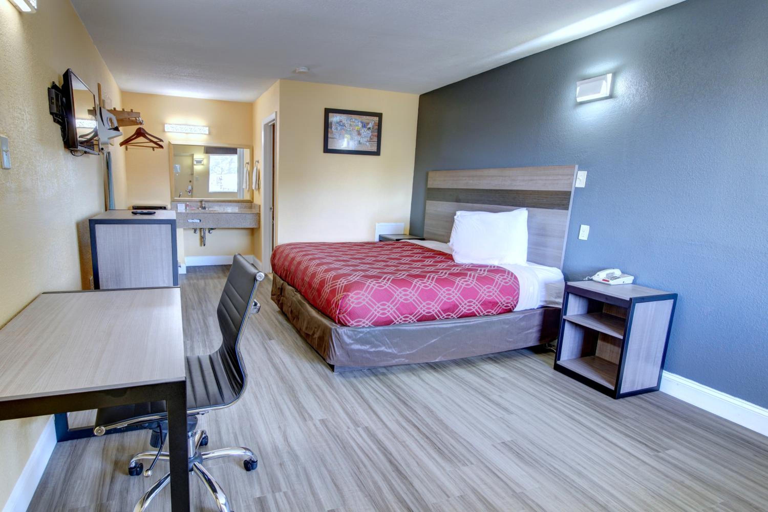 King Room - Smoking  - Photo 3