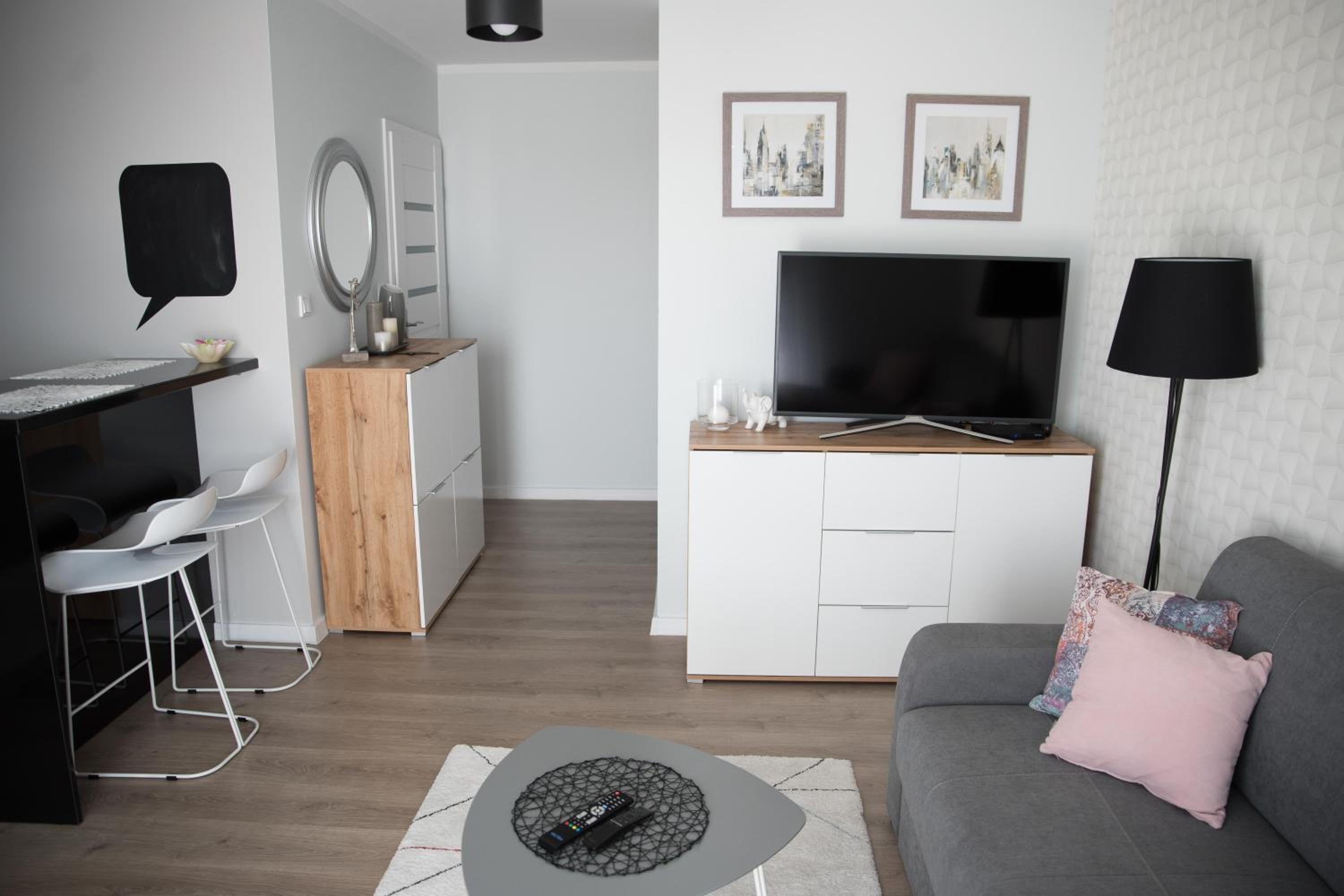 Apartment - Photo 3