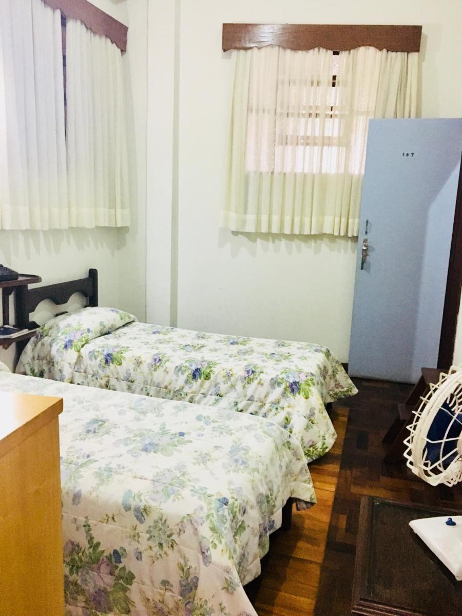 Small Twin Room photo 1
