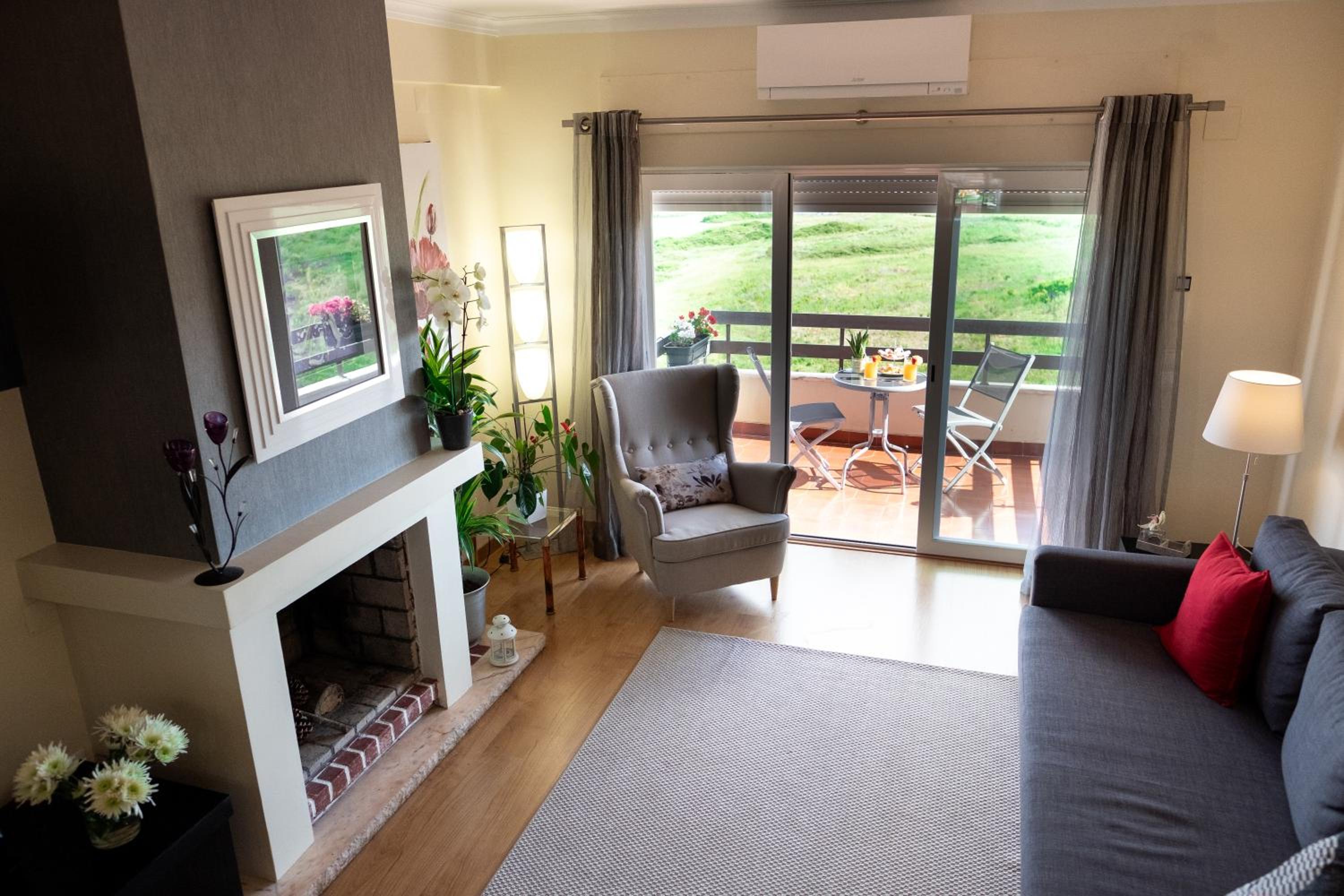 Apartment photo 1