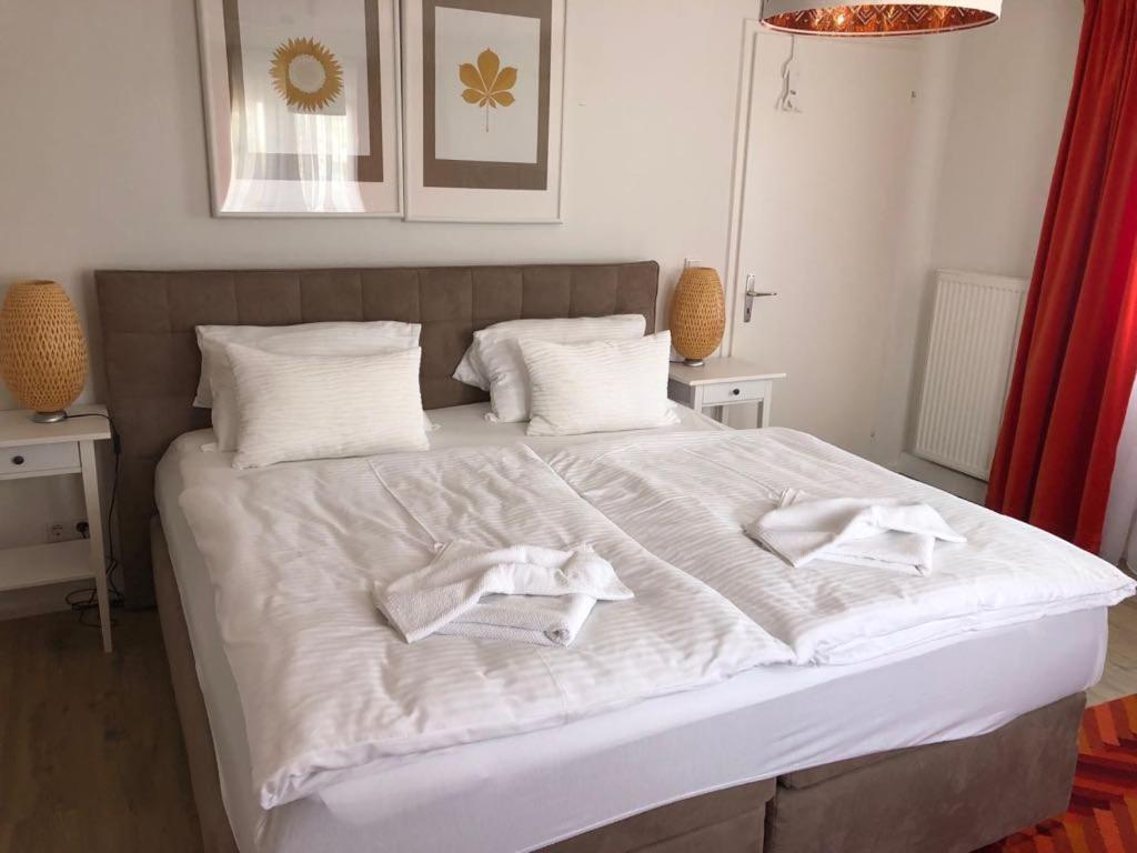 Double Room - Photo 5